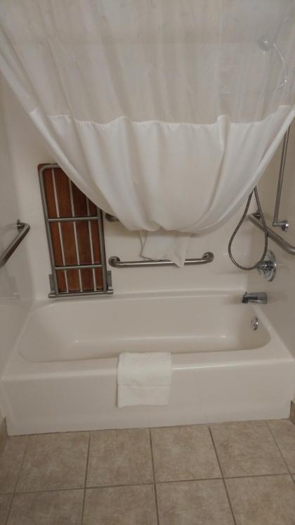 Country Inn & Suites by Radisson, Waterloo, IA photo 48