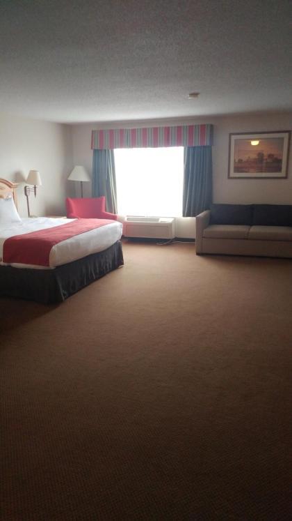 Country Inn & Suites by Radisson, Waterloo, IA photo 39