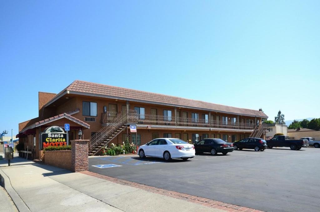 Santa Clarita Motel - Near six Flags Magic Mountain - Valencia — hotel in Santa Clarita