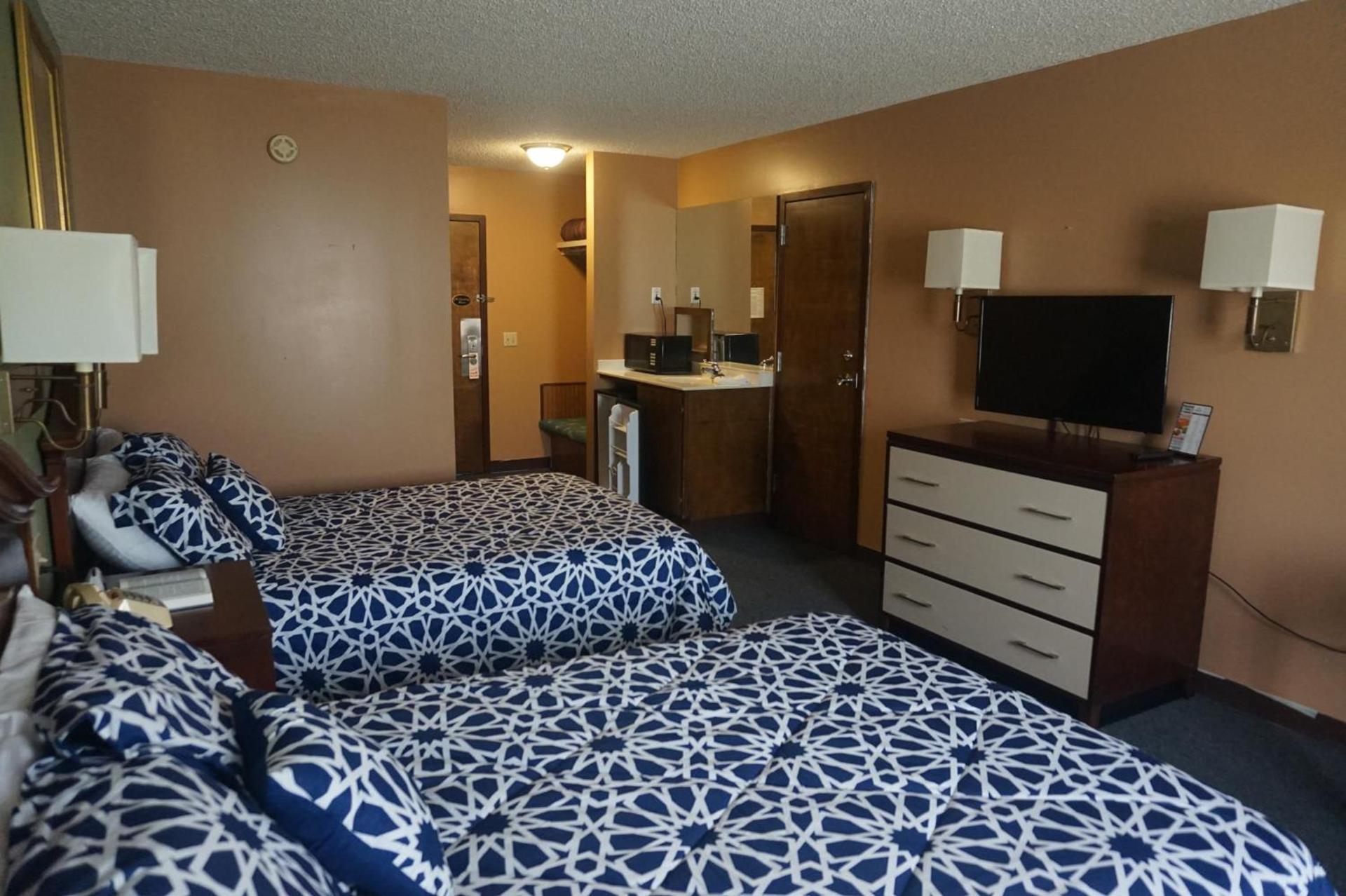 Bellevue Hotel and Suites photo 36