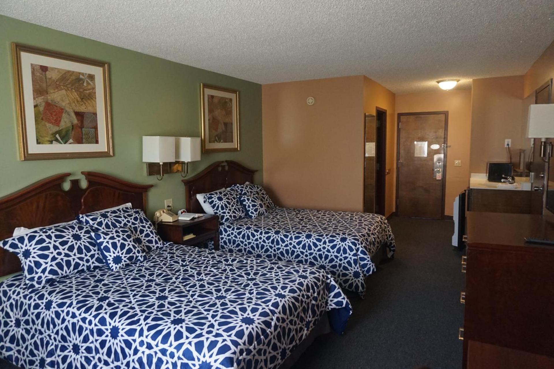 Bellevue Hotel and Suites photo 37