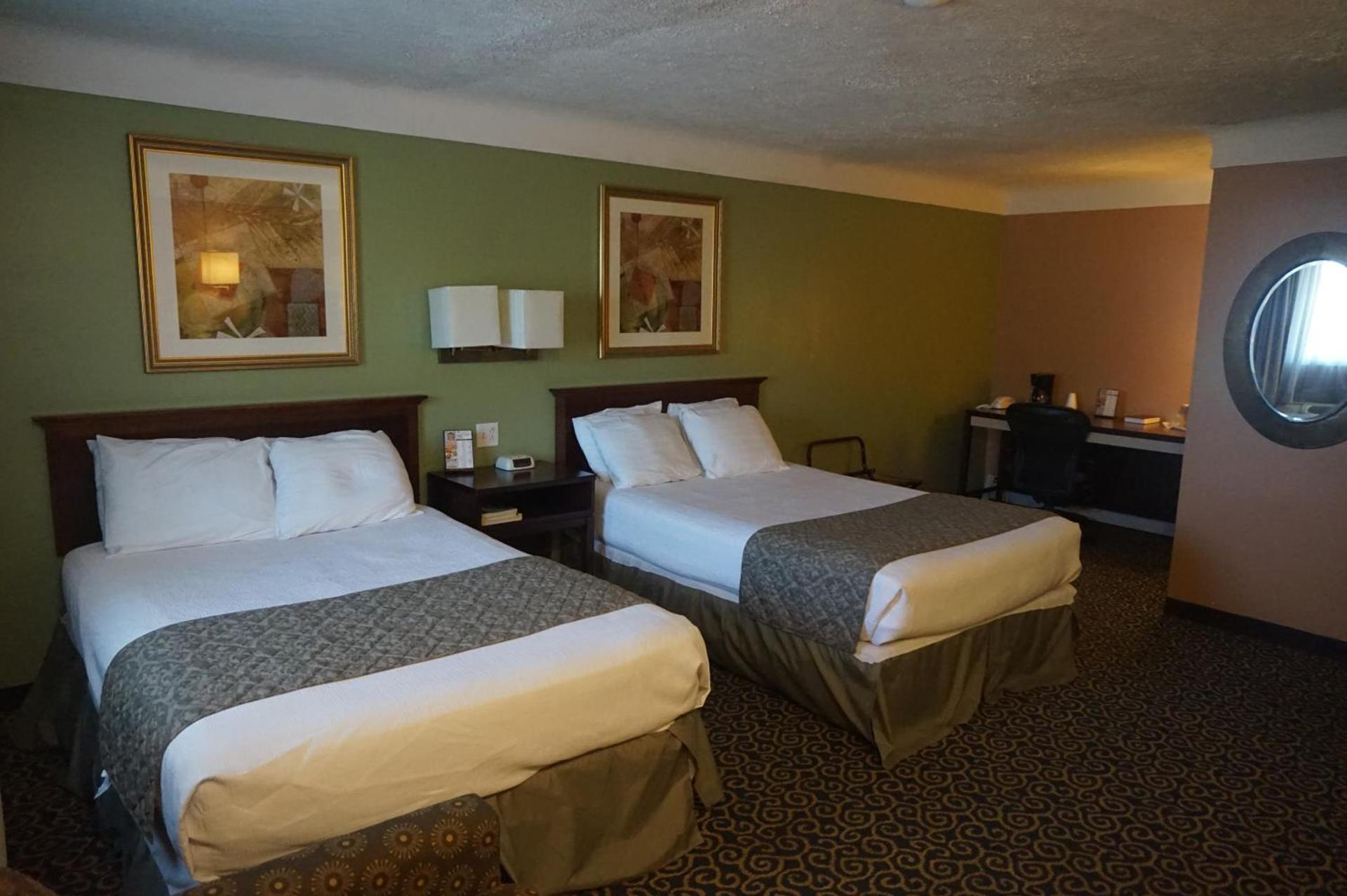 Bellevue Hotel and Suites photo 40