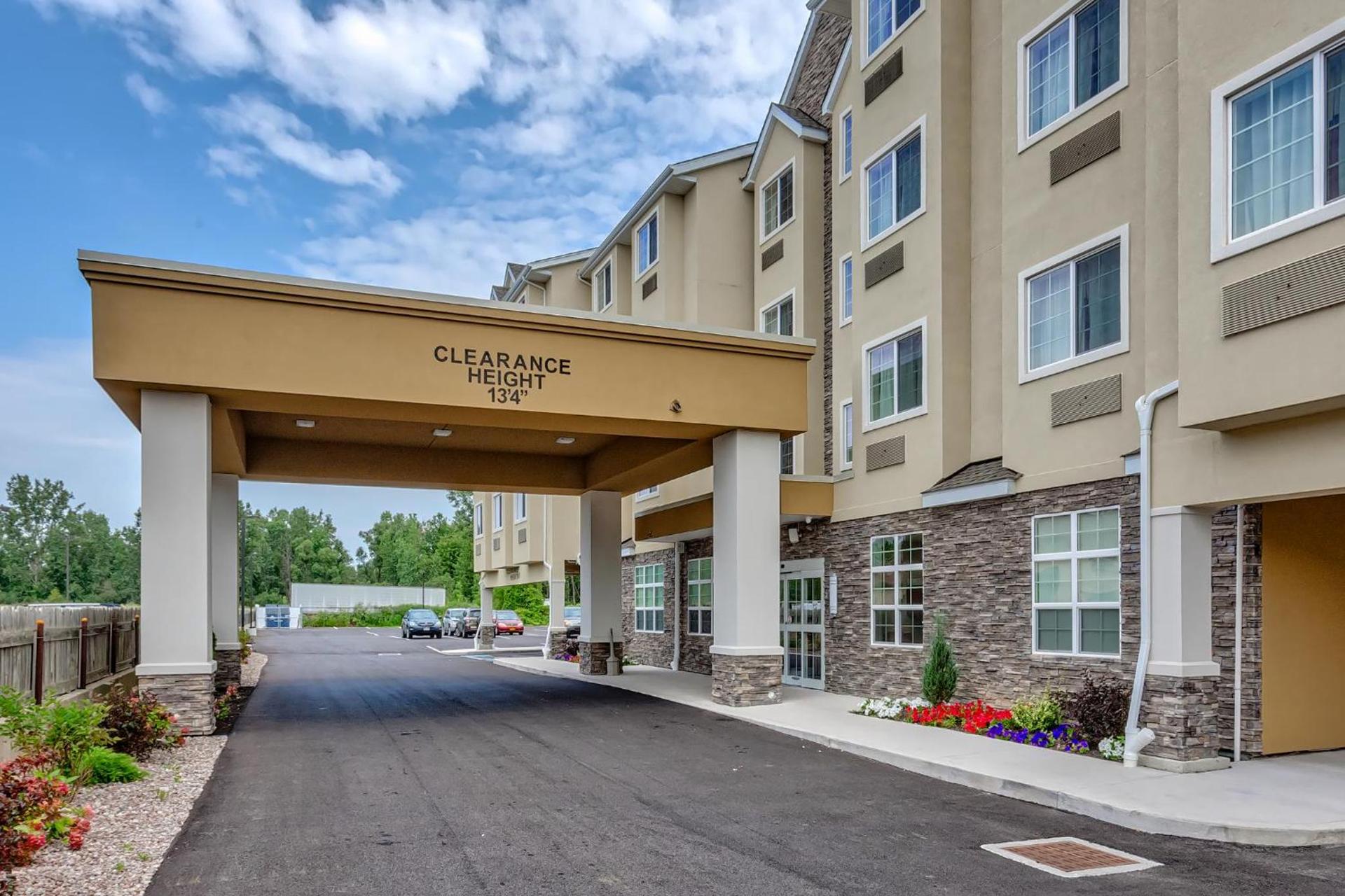 Microtel Inn & Suites by Wyndham Niagara Falls photo 34