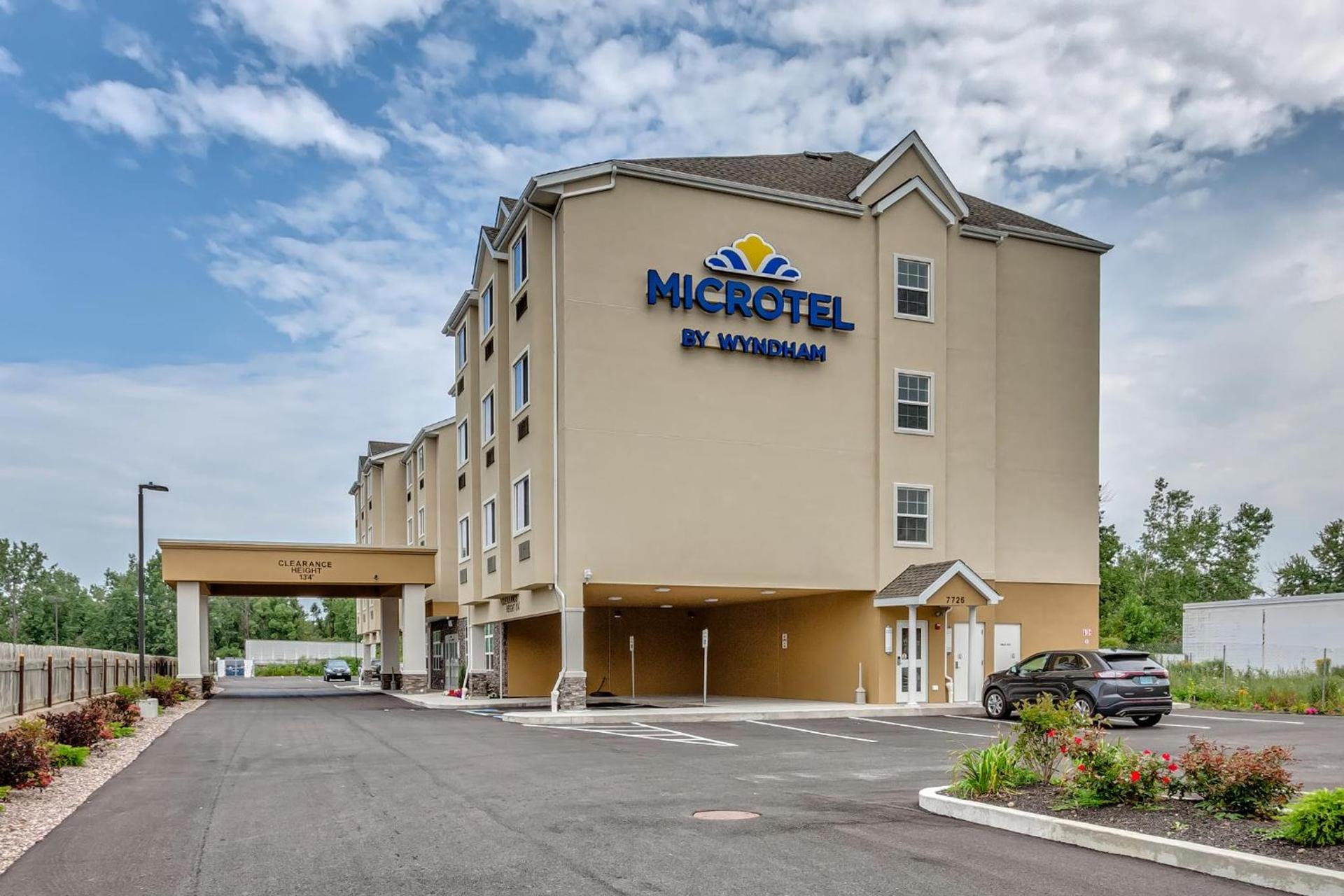 Microtel Inn & Suites by Wyndham Niagara Falls photo 17