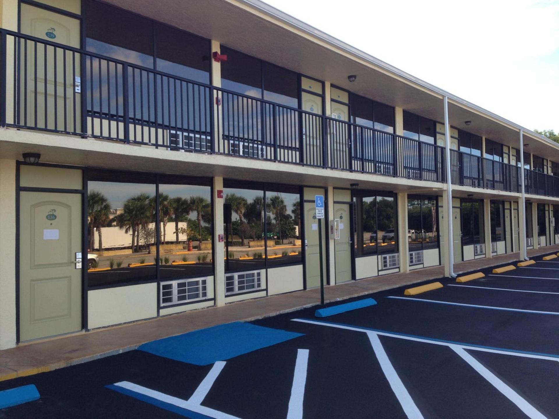 At Home Inn - Fort Pierce photo 9
