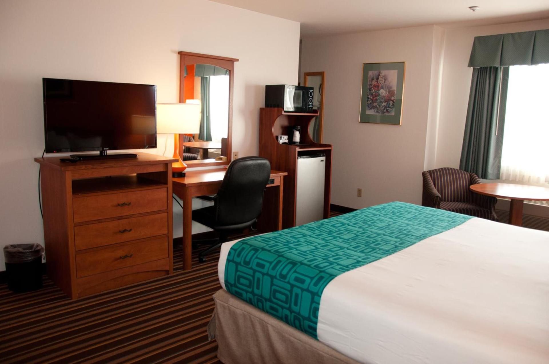 Howard Johnson by Wyndham Salinas photo 92