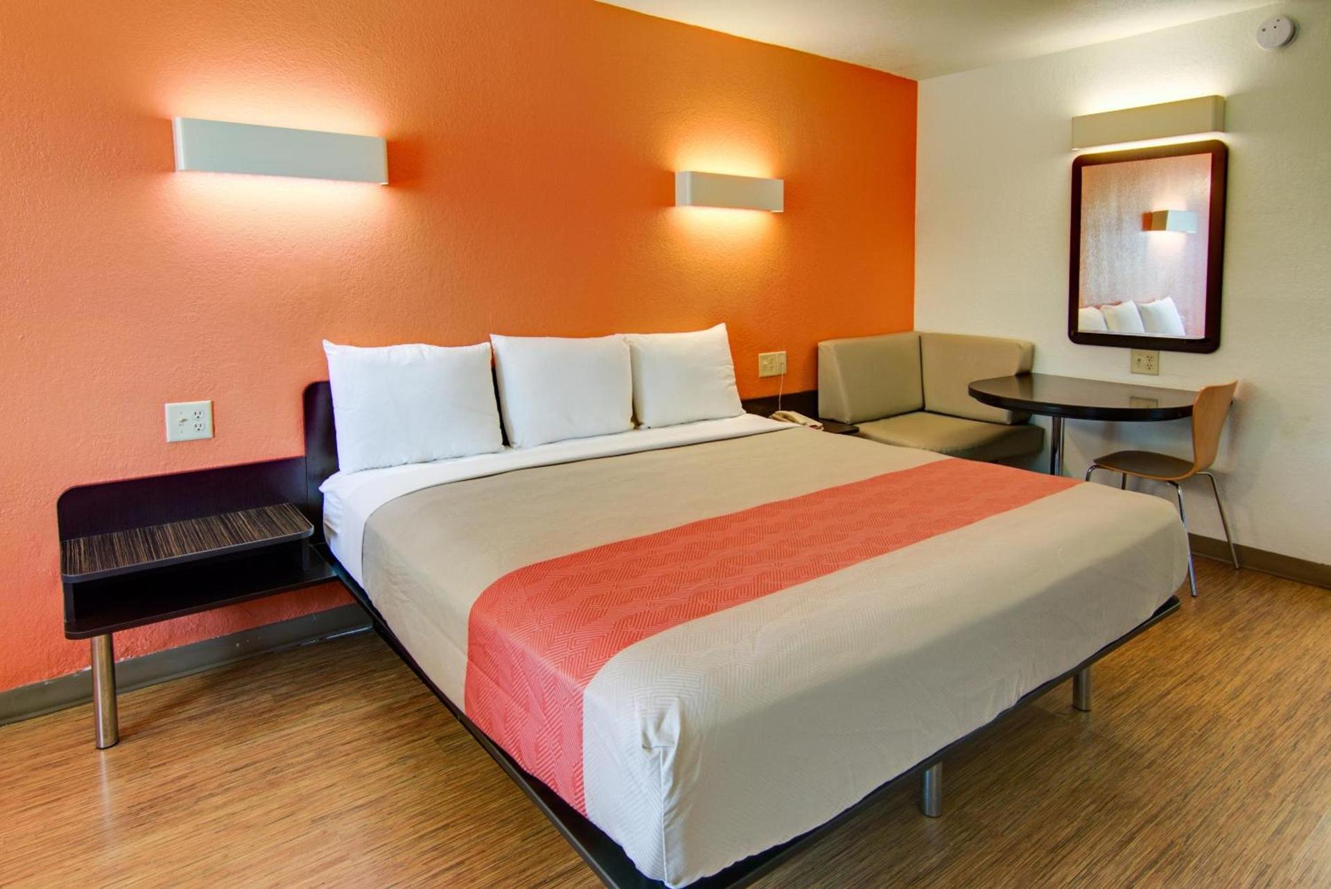Motel 6-Mount Pleasant, TX photo 6