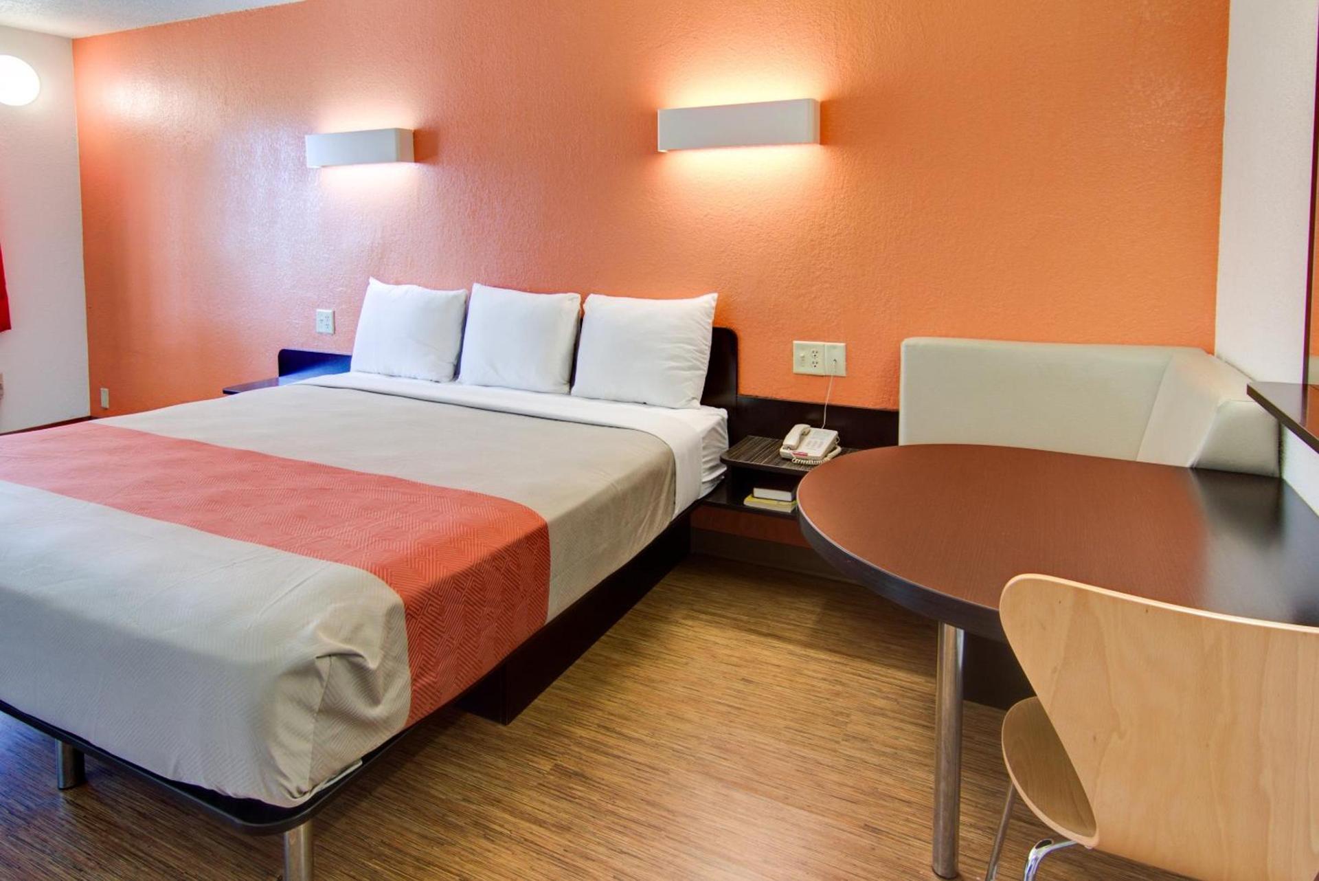 Motel 6-Mount Pleasant, TX photo 8