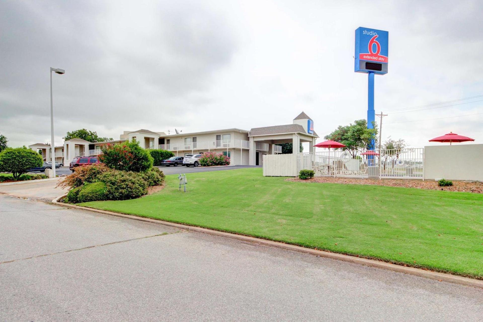 Studio 6 Midwest City, Ok - Oklahoma City photo 1