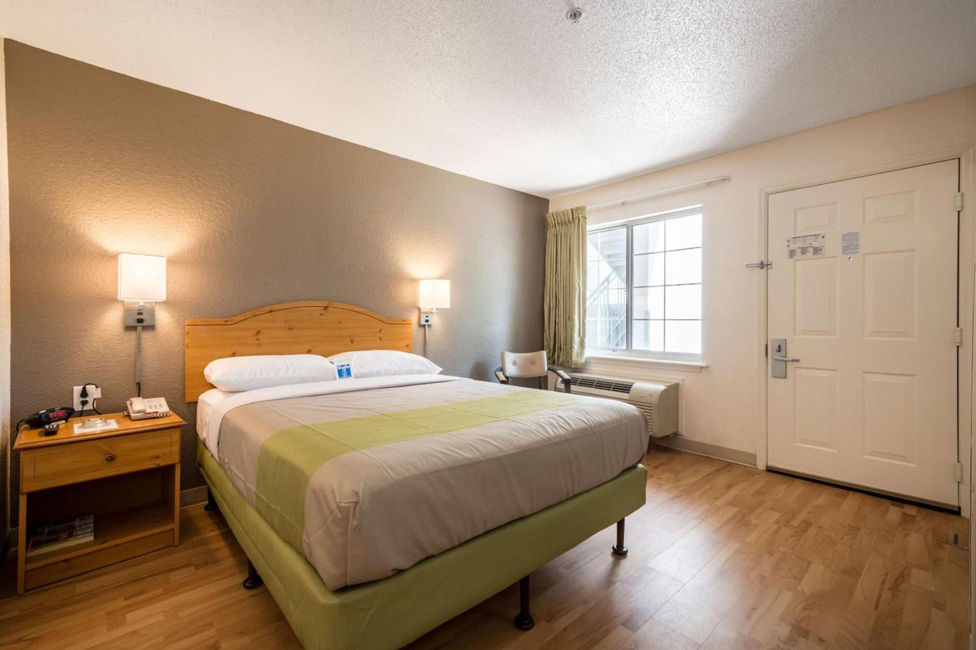 Studio 6 Extended Stay - Duluth, GA - Atlanta - Gwinnett Place photo 12