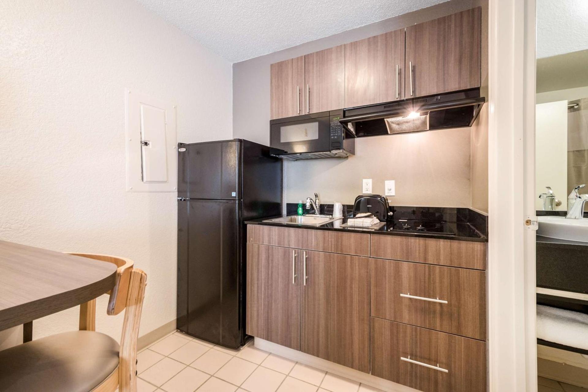 Studio 6 Extended Stay - Duluth, GA - Atlanta - Gwinnett Place photo 15
