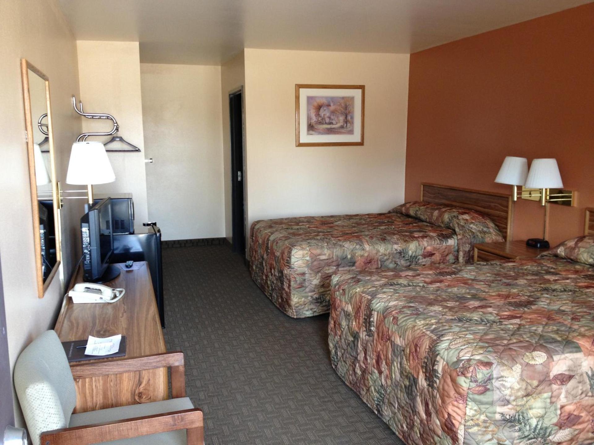 Cottonwood Inn & Suites photo 2