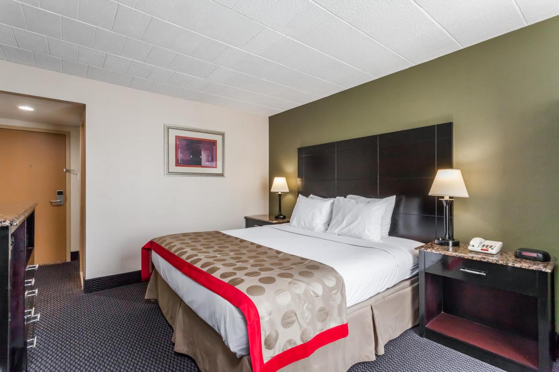 Ramada by Wyndham Newburgh/West Point photo 42