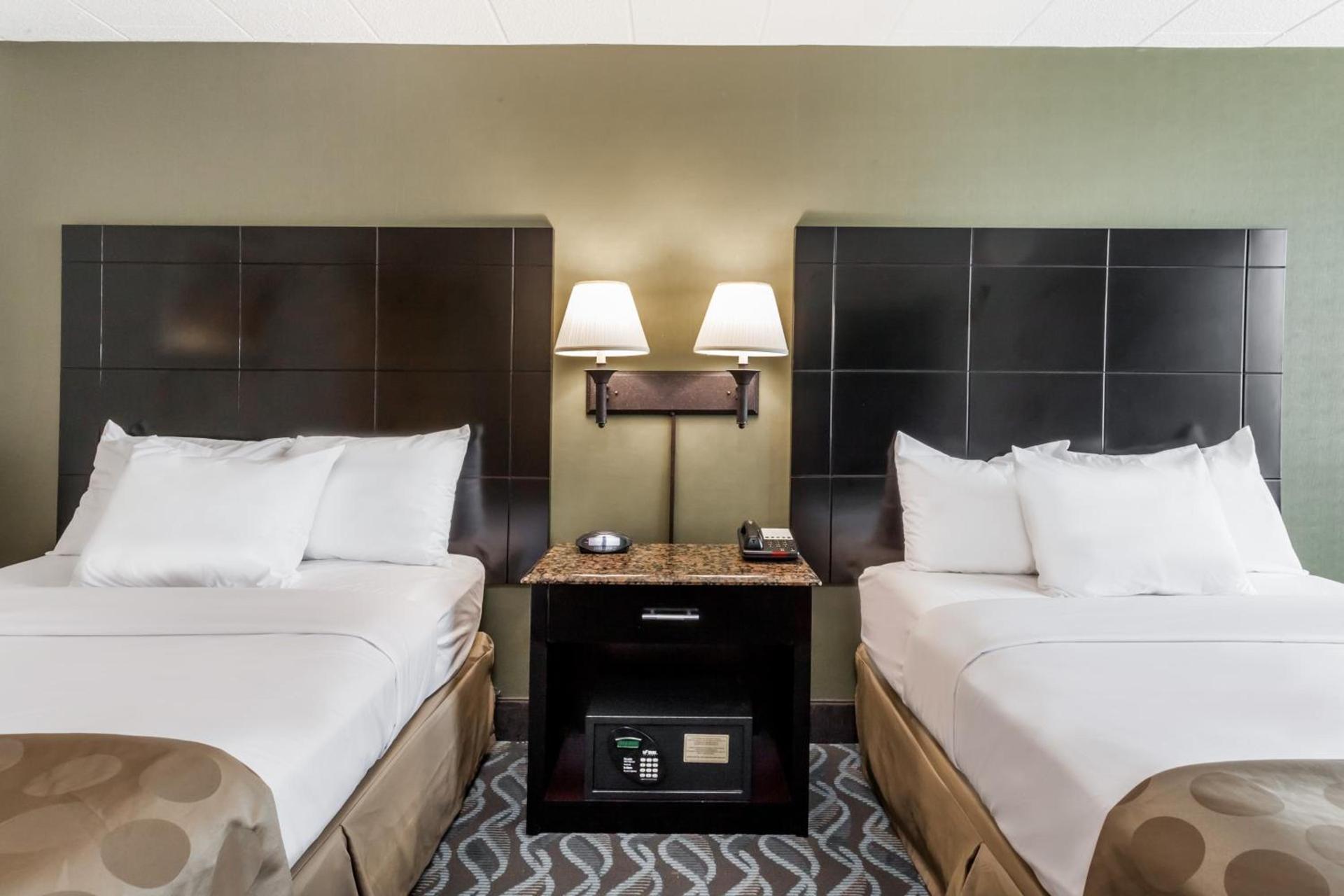 Ramada by Wyndham Newburgh/West Point photo 43