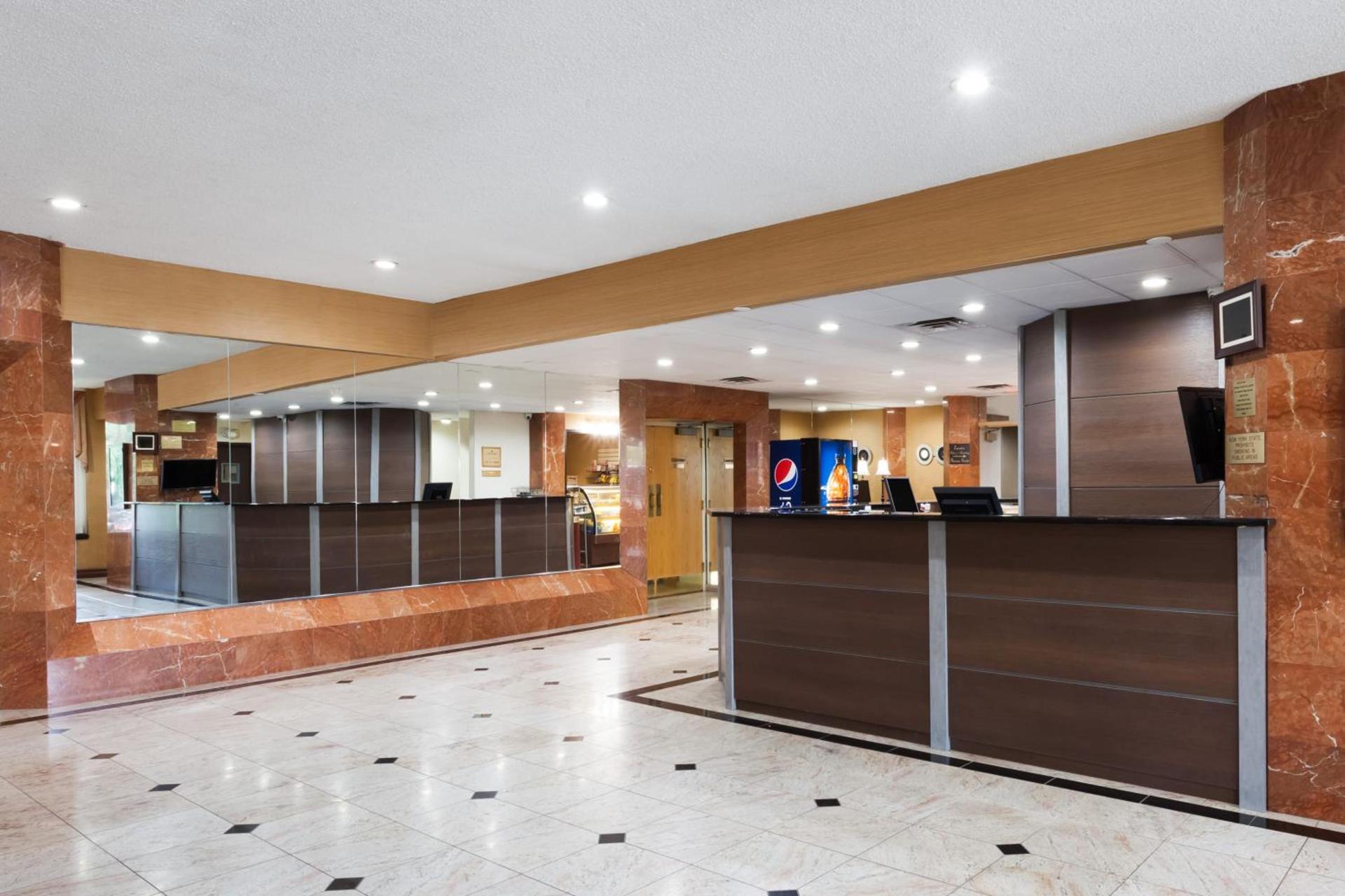 Ramada by Wyndham Newburgh/West Point photo 45