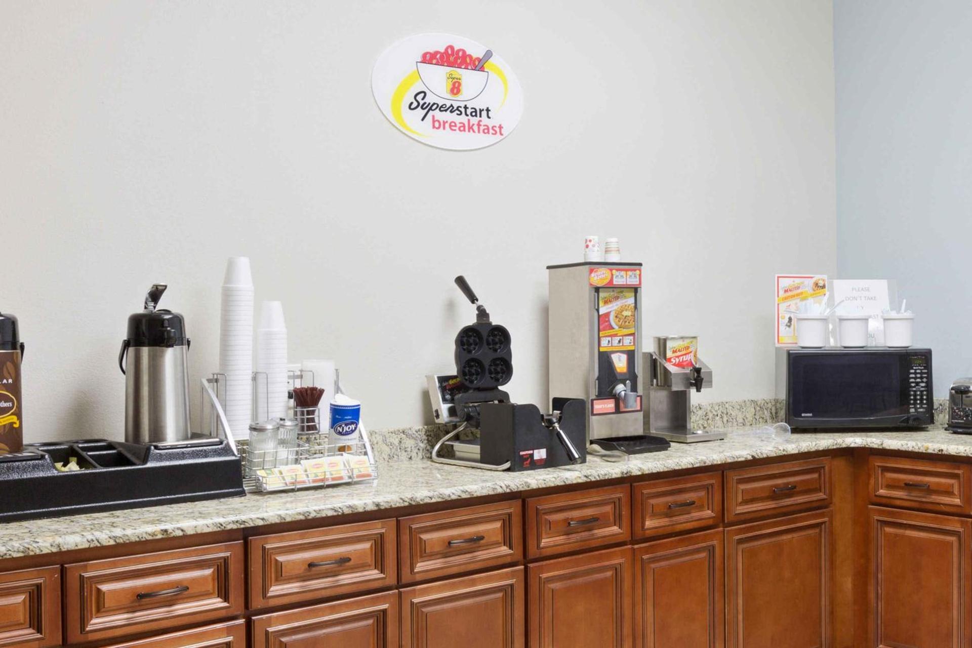 Rodeway Inn Charlotte Airport Area photo 34