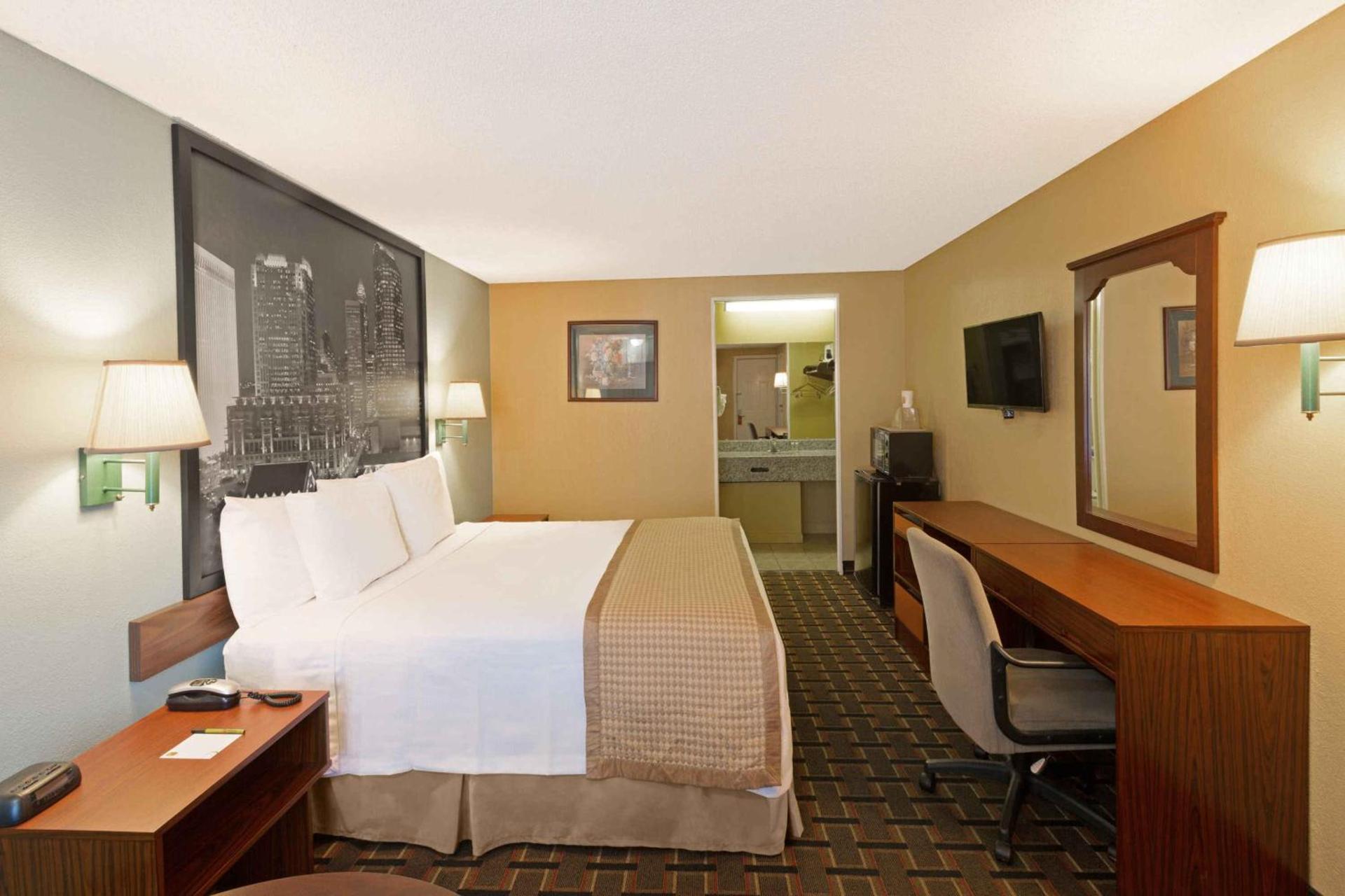Rodeway Inn Charlotte Airport Area photo 38