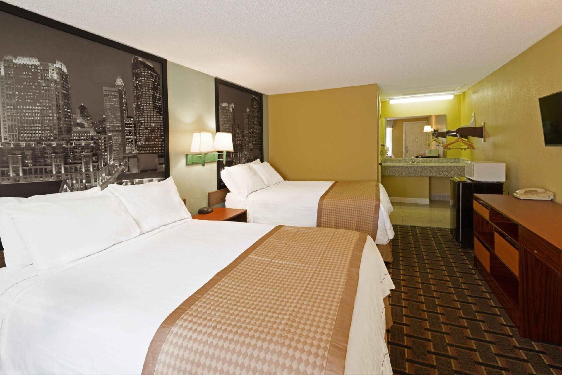 Rodeway Inn Charlotte Airport Area photo 40