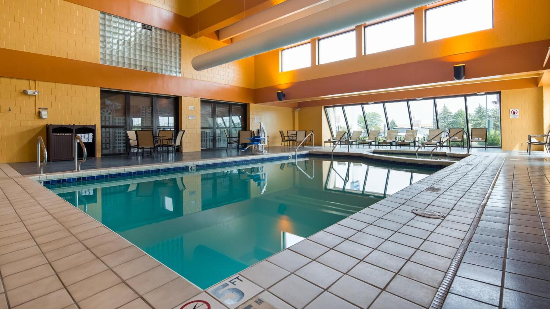 Best Western Executive Inn Kenosha - Pleasant Prairie photo 31
