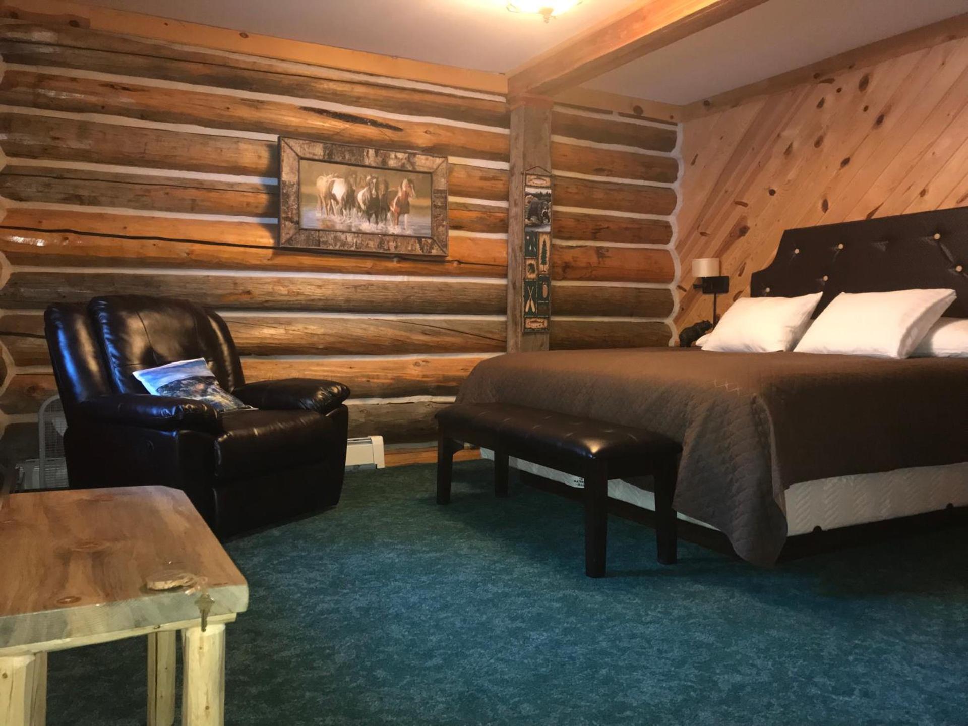 Judith Mountain Lodge photo 17