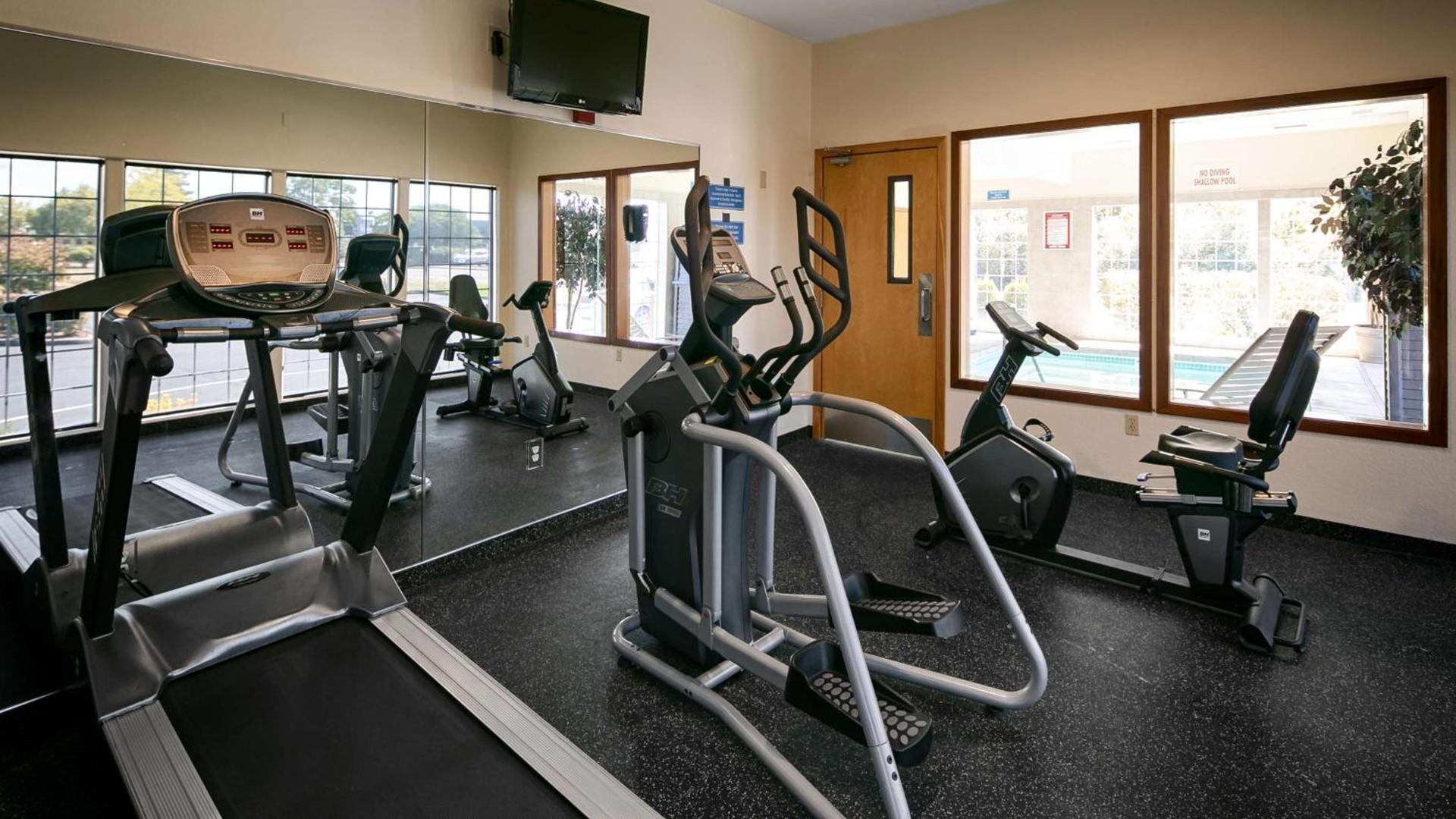 Best Western Dallas Inn & Suites photo 15