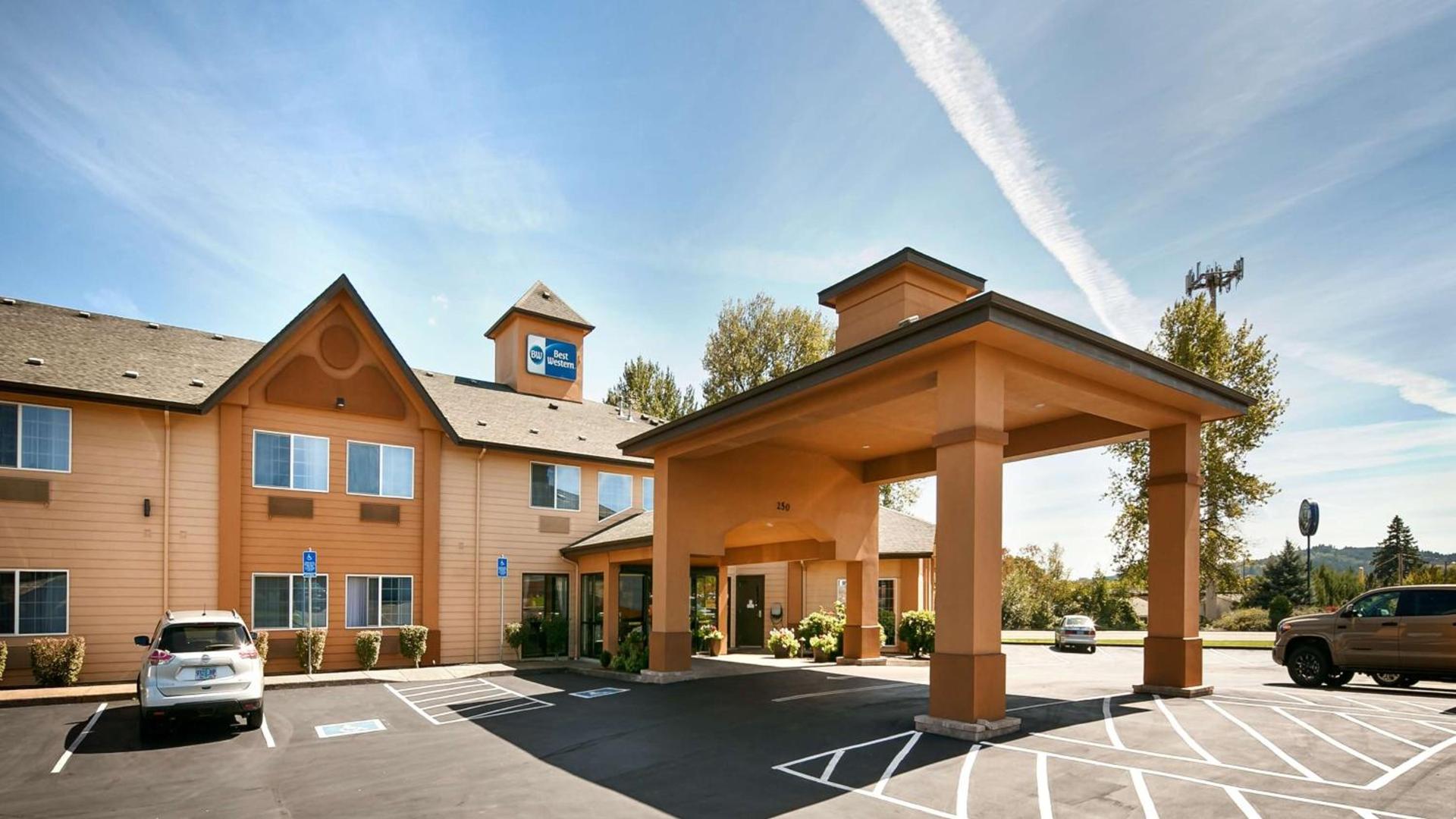 Best Western Dallas Inn & Suites photo 16