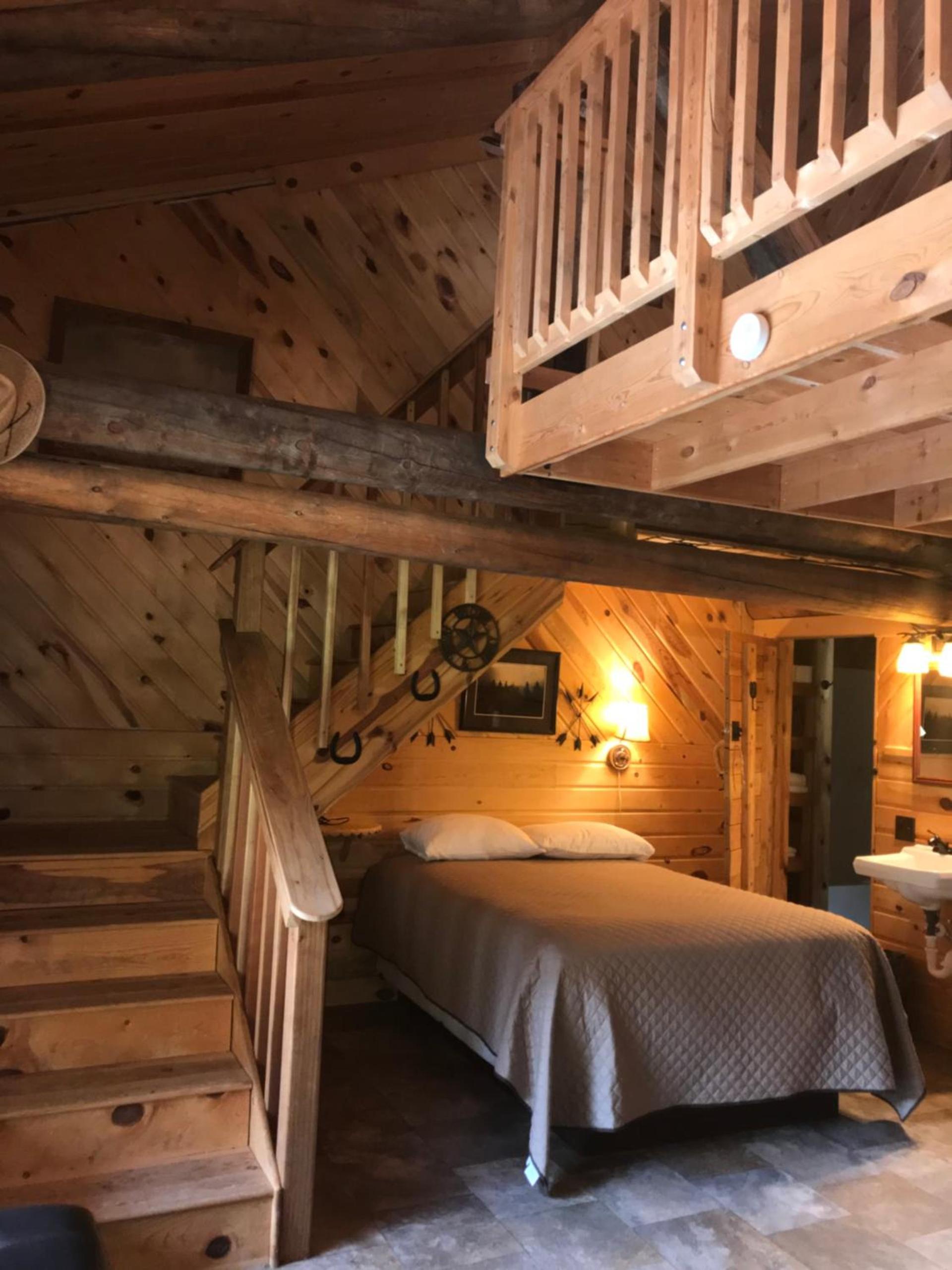 Judith Mountain Lodge photo 2