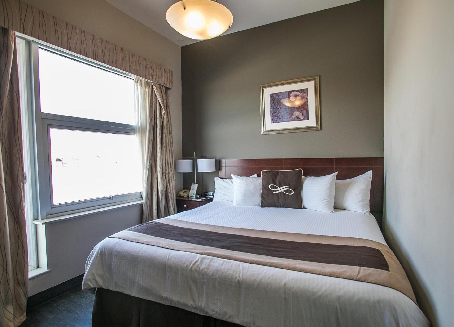 Pointe Plaza Hotel photo 11
