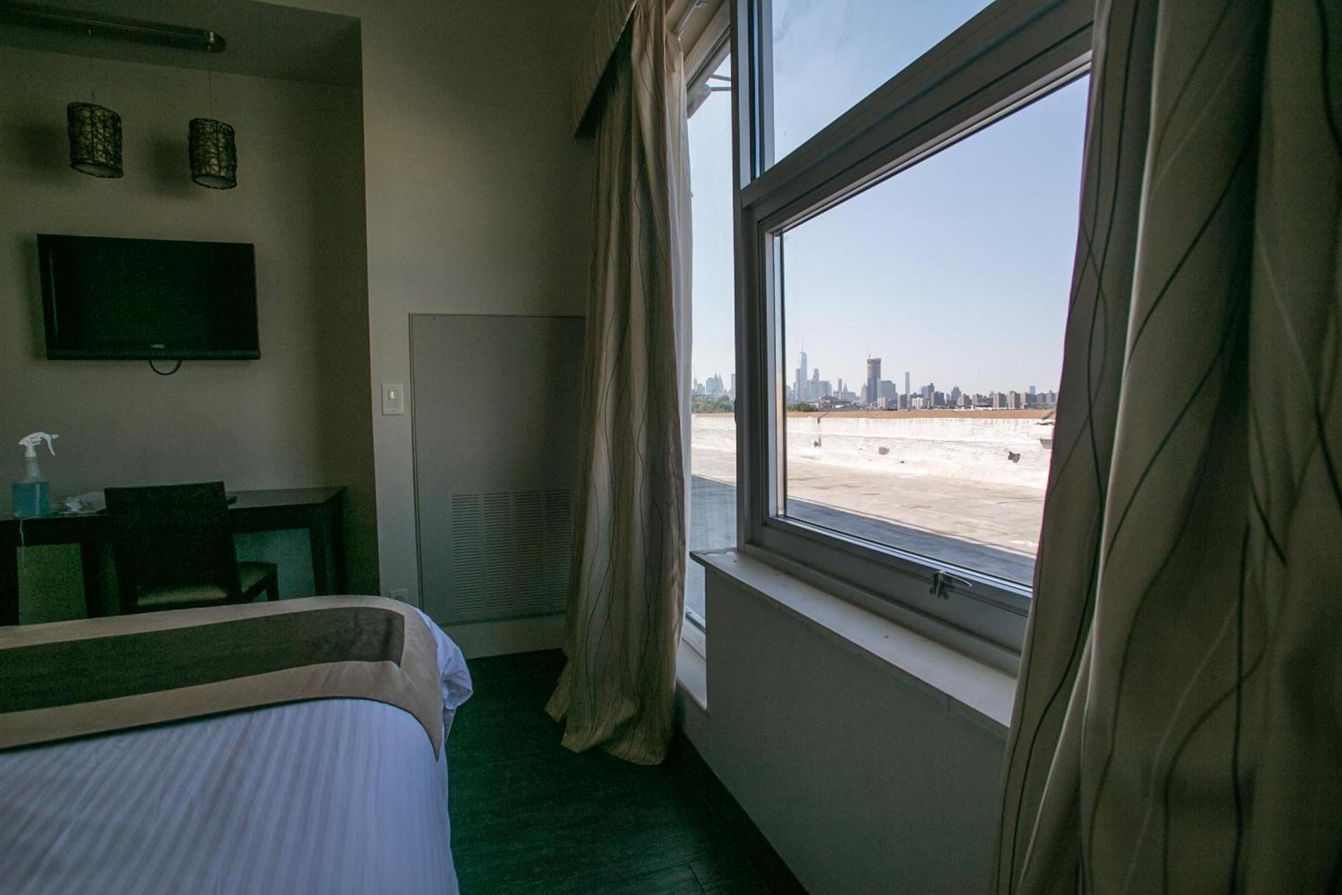 Pointe Plaza Hotel photo 12