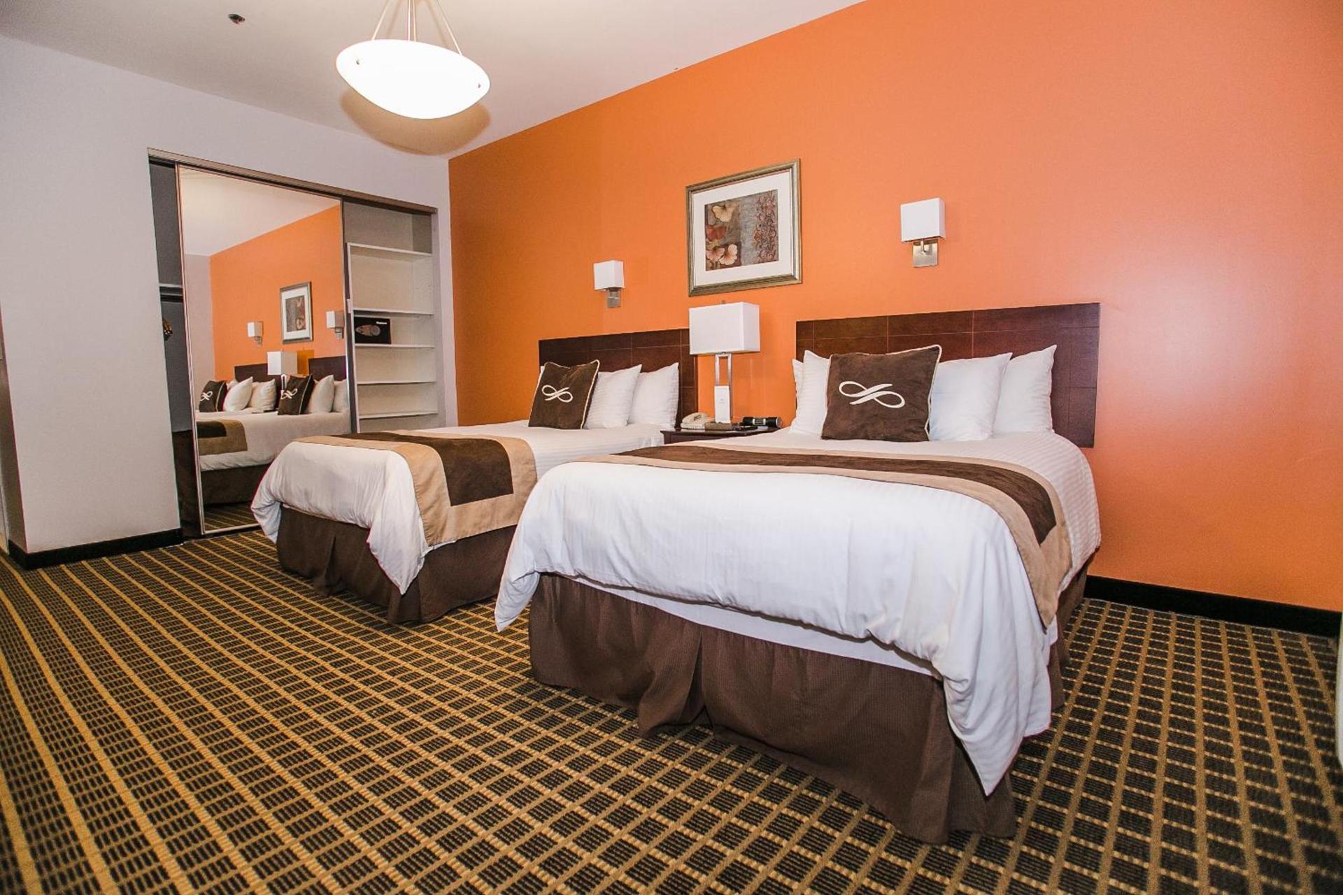 Pointe Plaza Hotel photo 24
