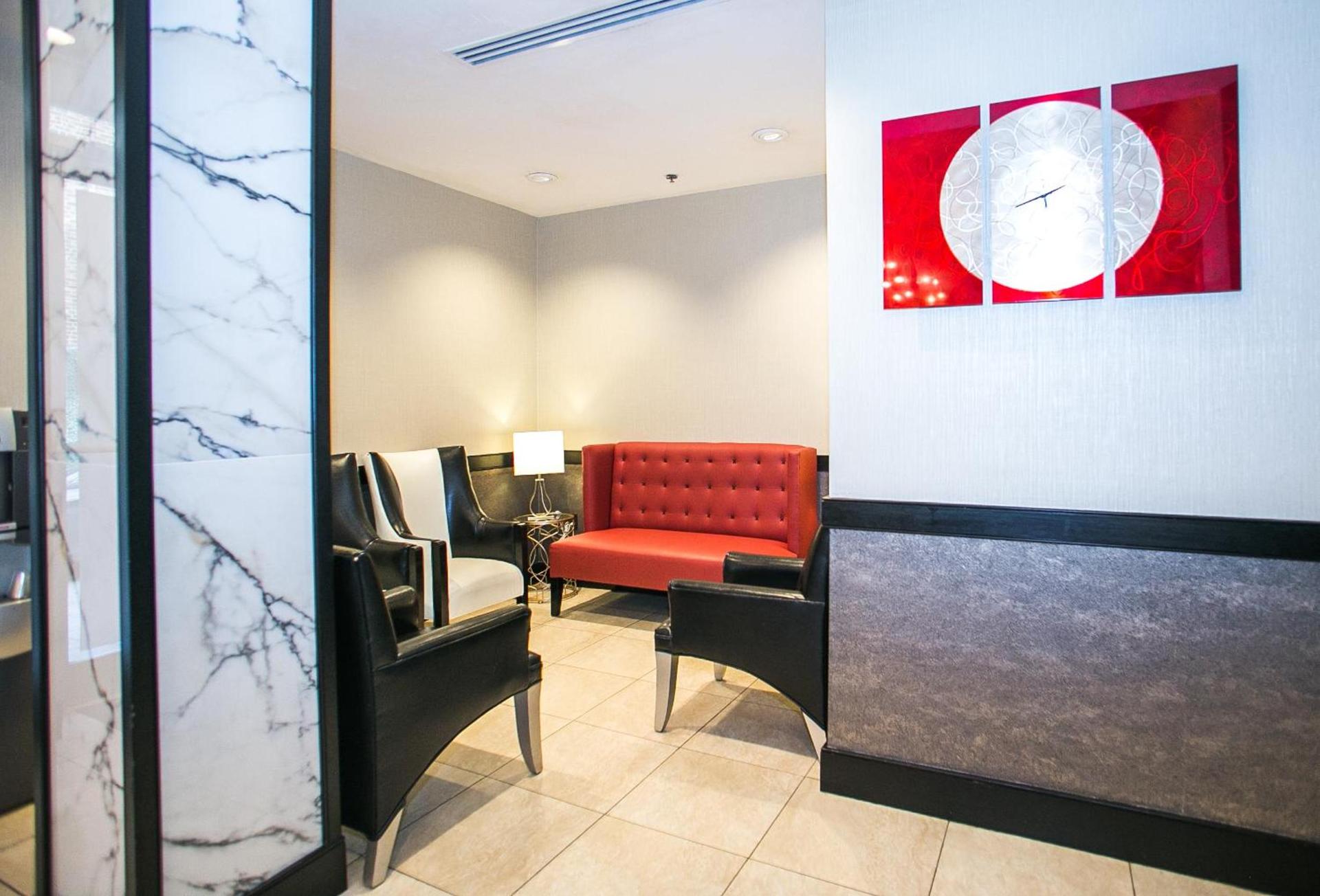 Pointe Plaza Hotel photo 41