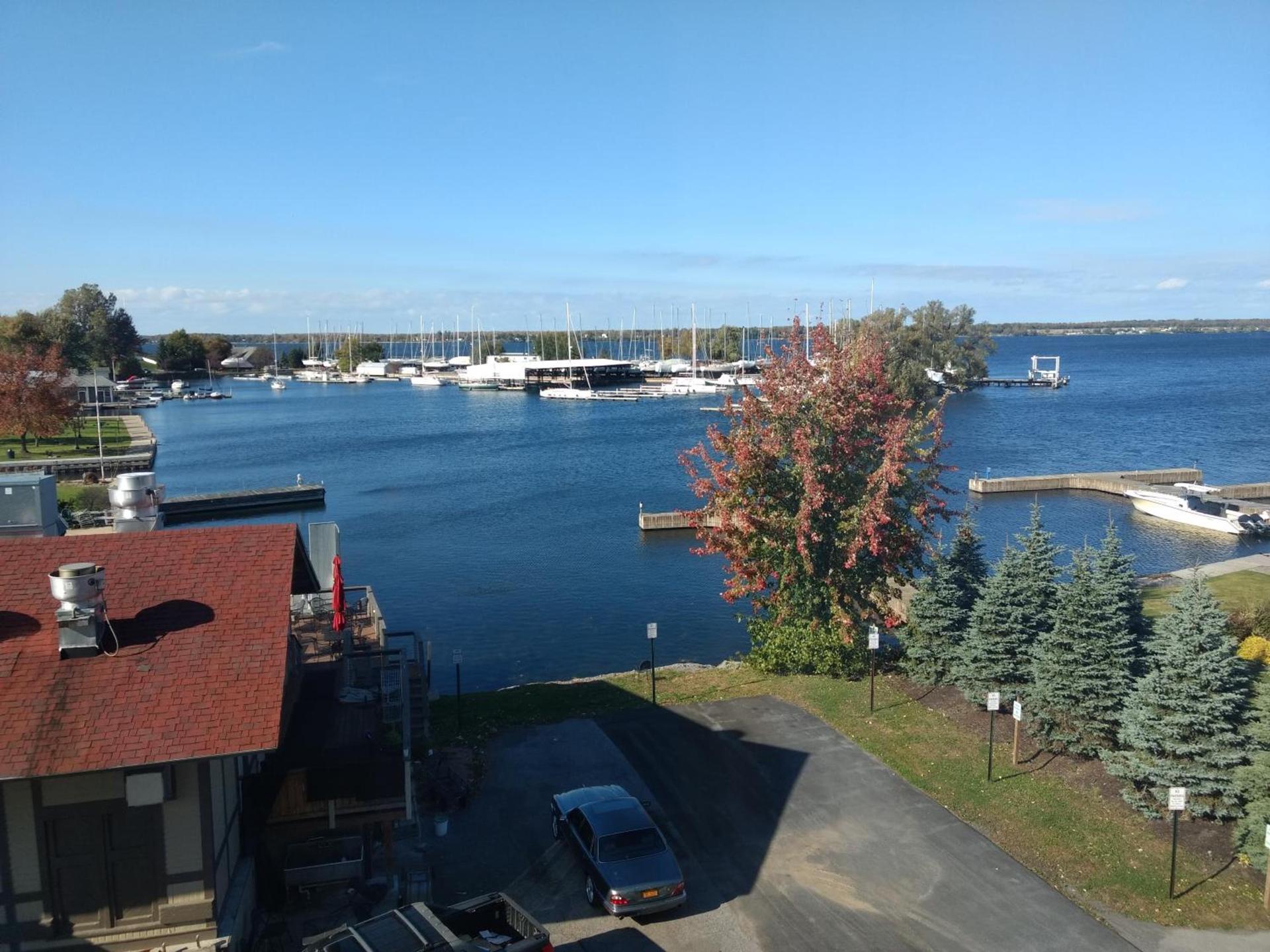 Harbor House Inn photo 17