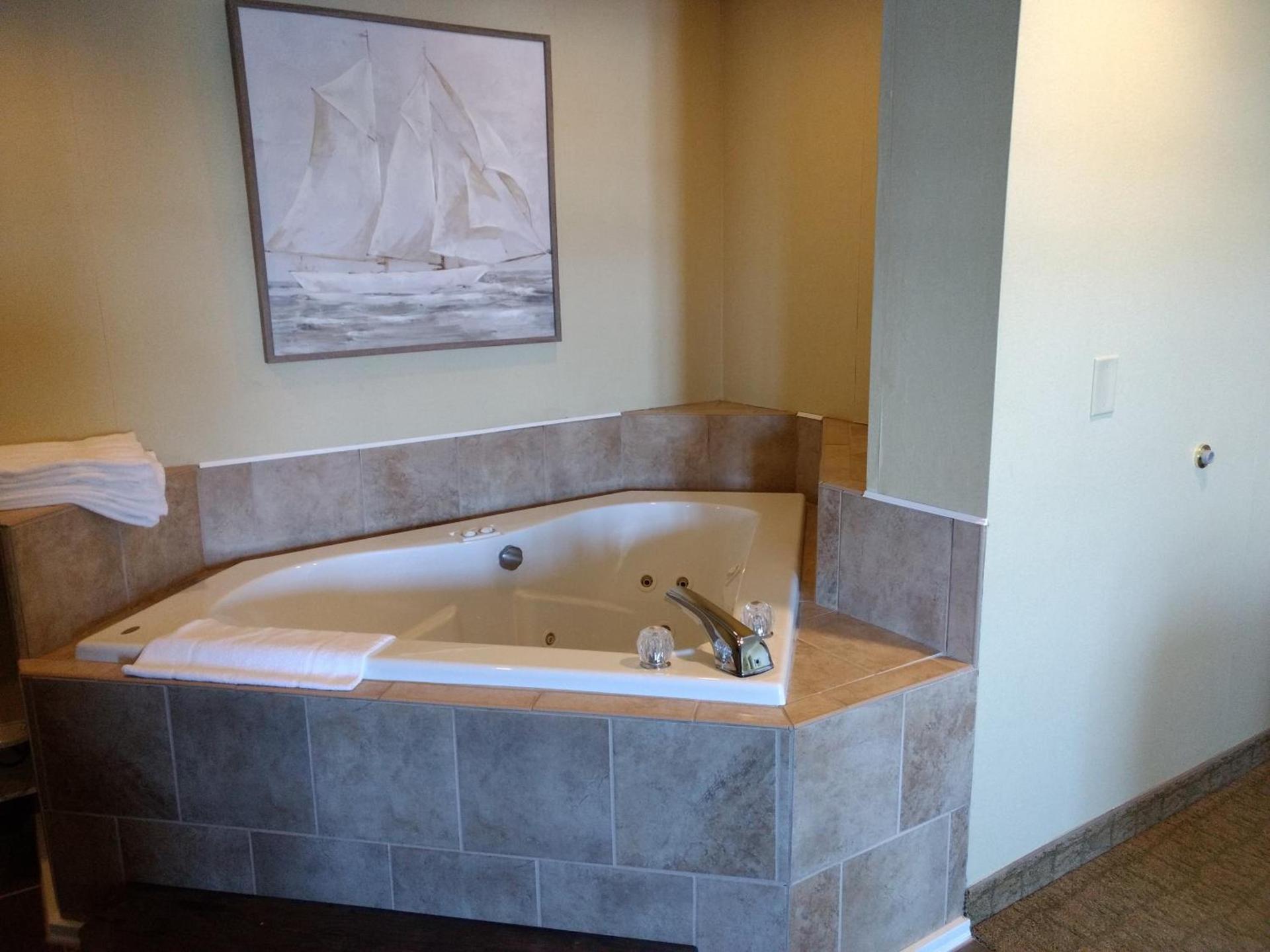 Harbor House Inn photo 15