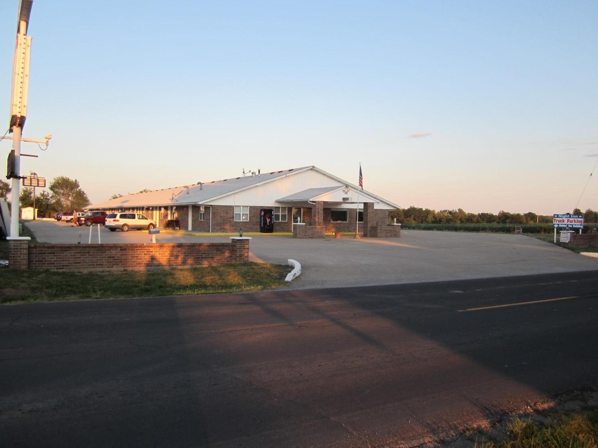 Night Inn photo 44