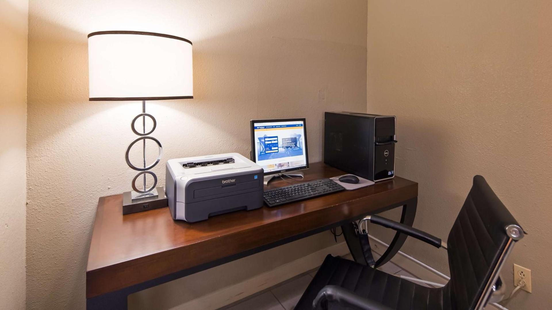 Best Western Executive Inn- Mount Gilead photo 7