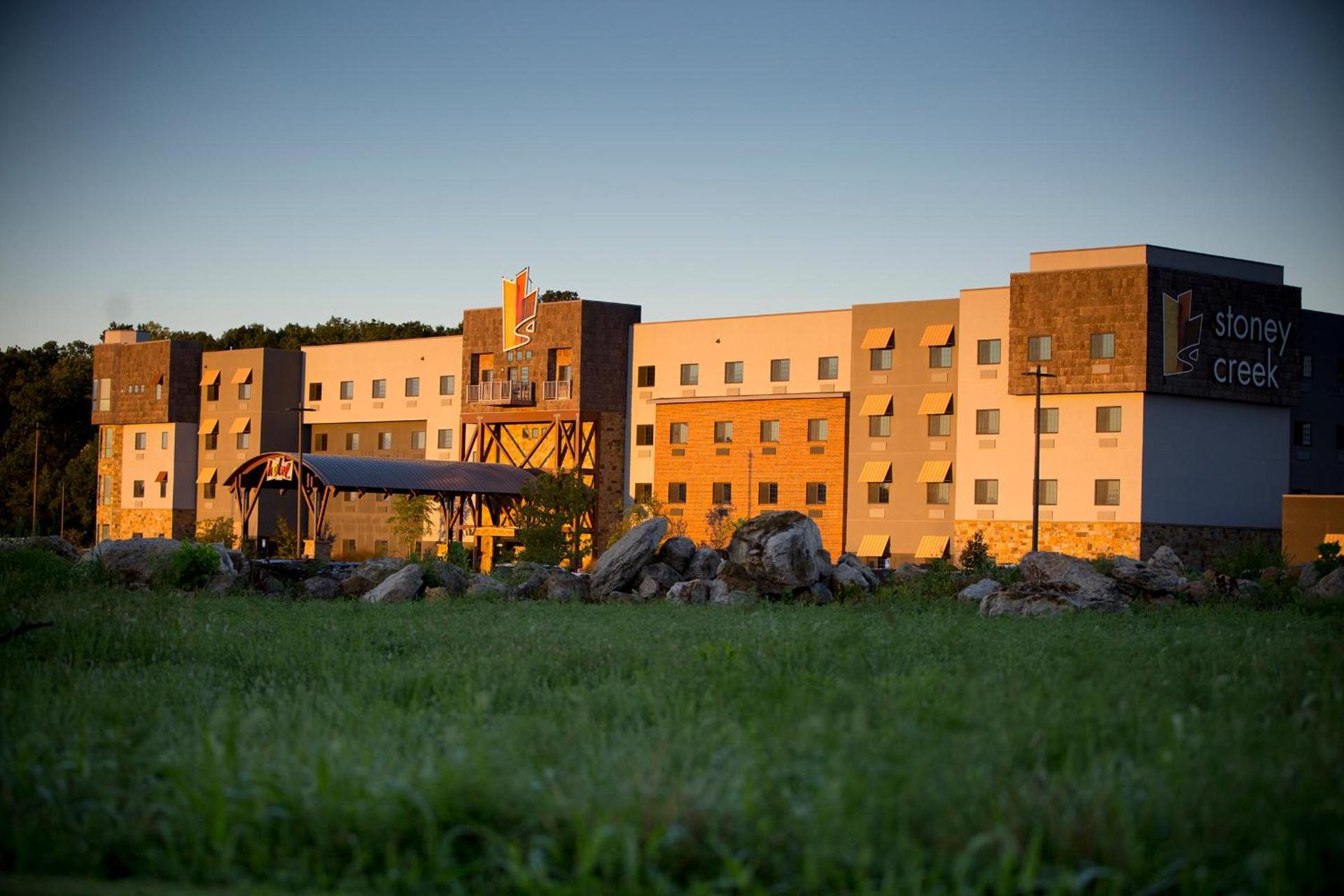 Stoney Creek Hotel Tulsa - Broken Arrow photo 20