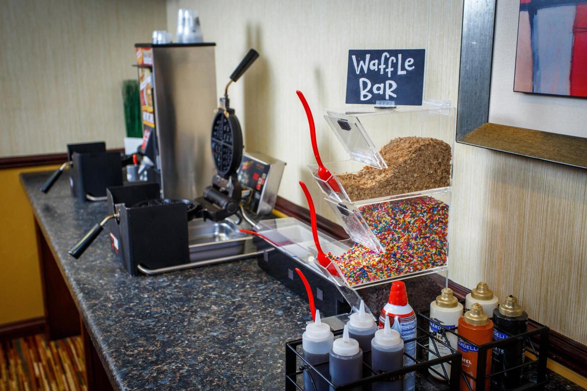 Hotel J Green Bay photo 11