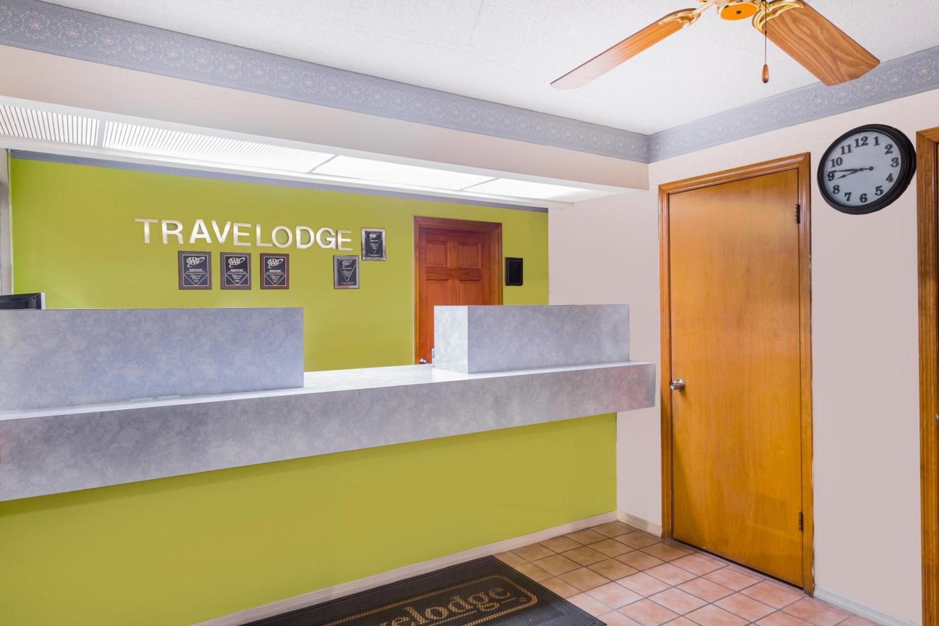 Travelodge by Wyndham Cordele photo 9