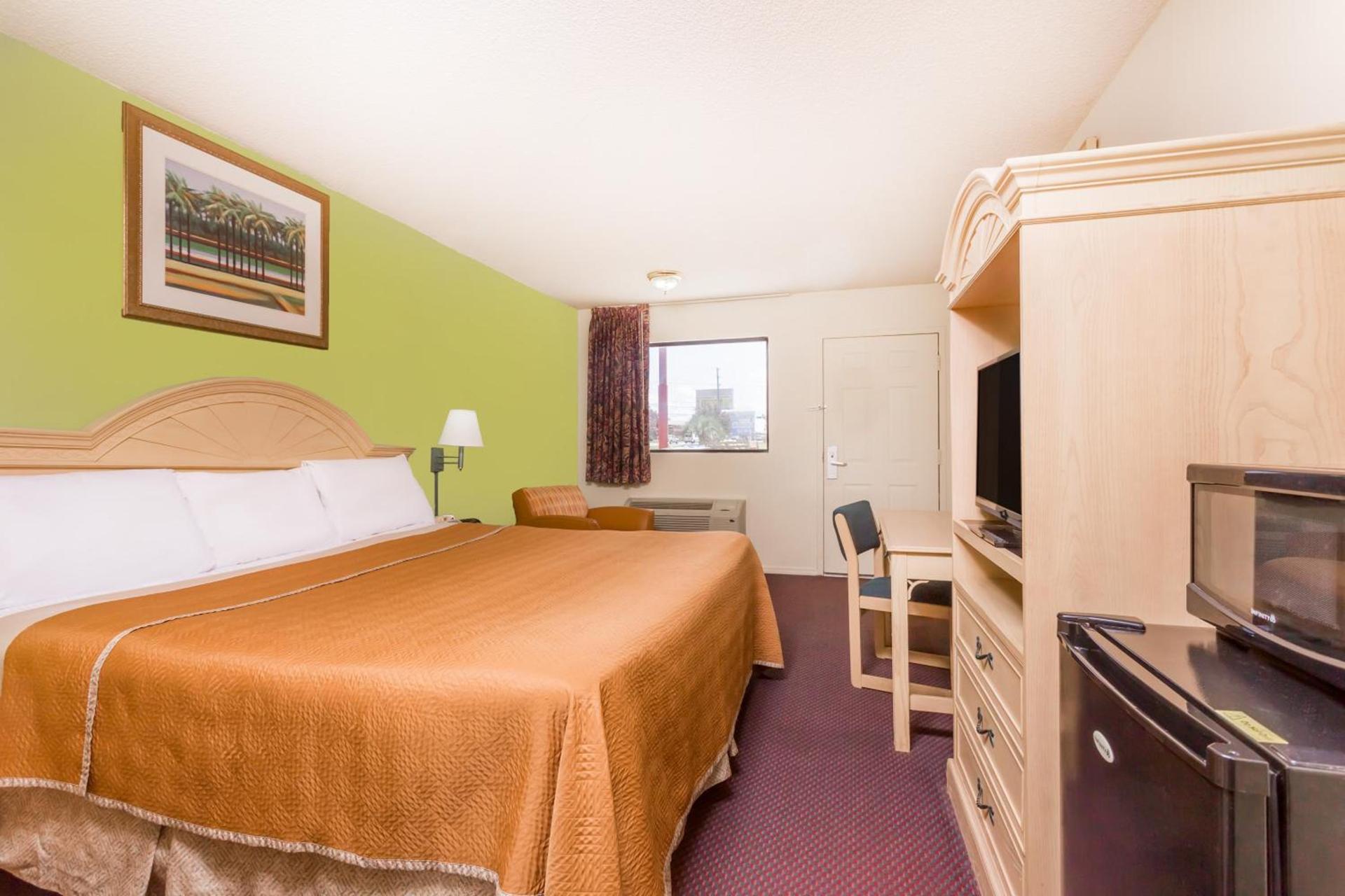 Travelodge by Wyndham Cordele photo 13