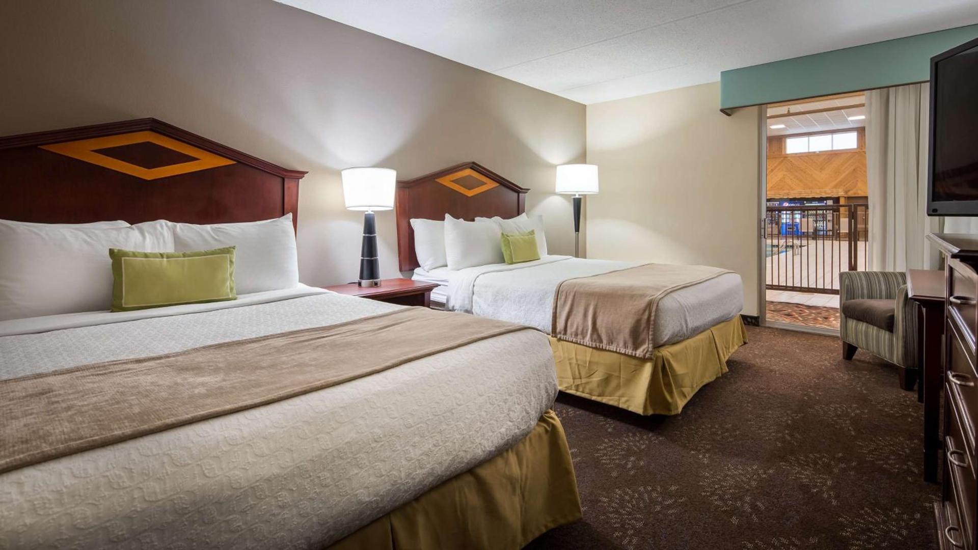 Best Western Plus Willmar photo 14