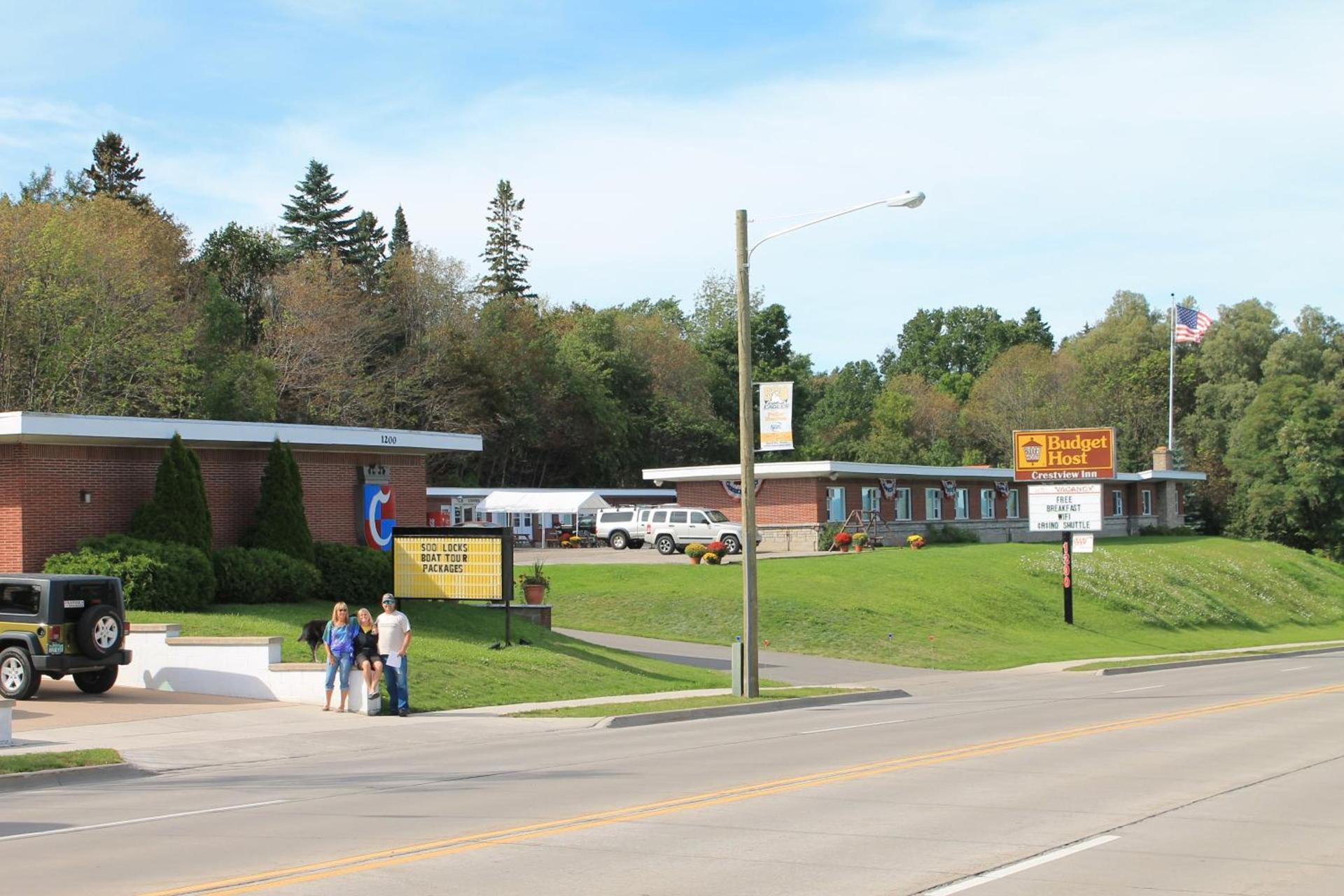 Budget Host Crestview Inn photo 12