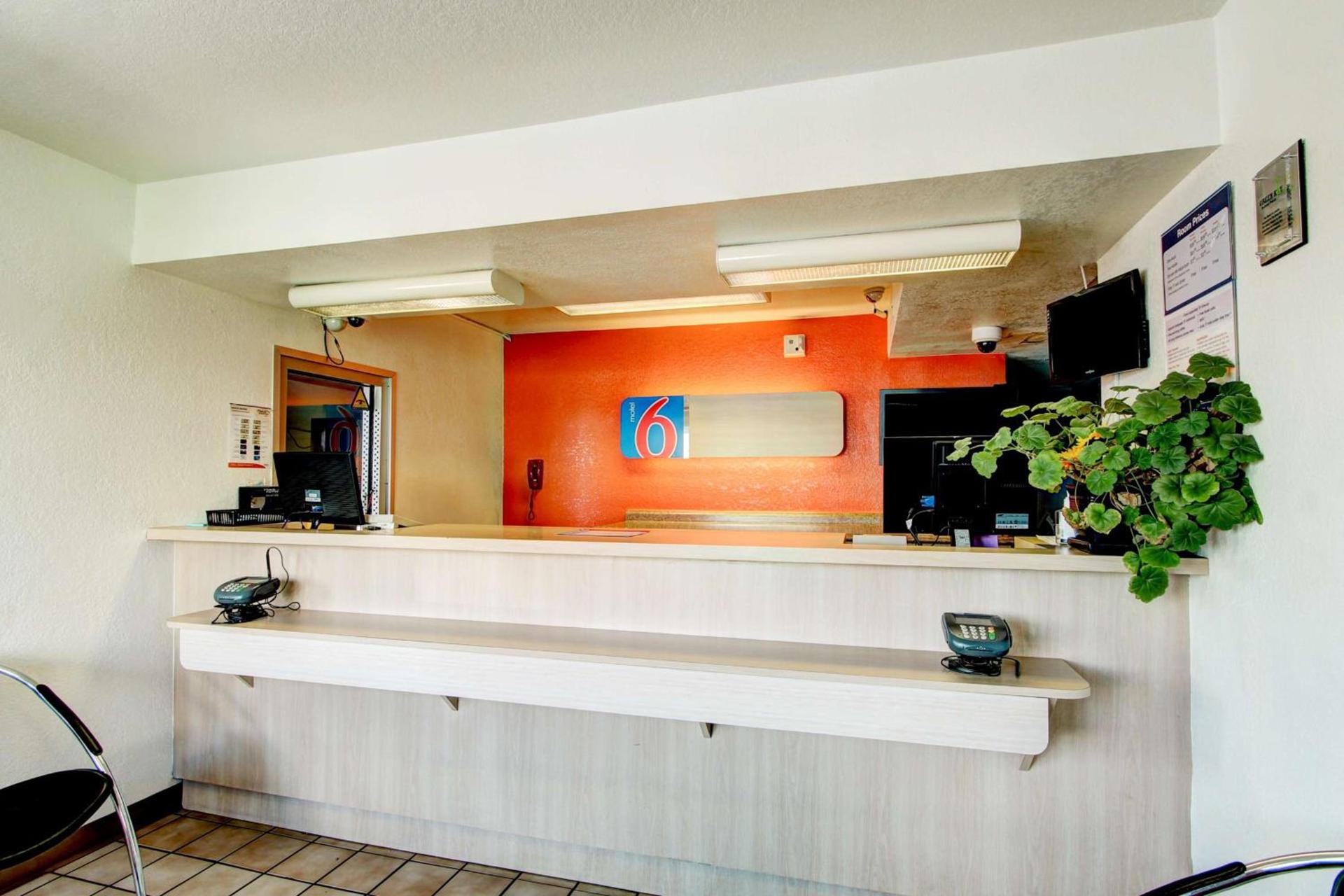 Motel 6-Denver, CO - Airport photo 13