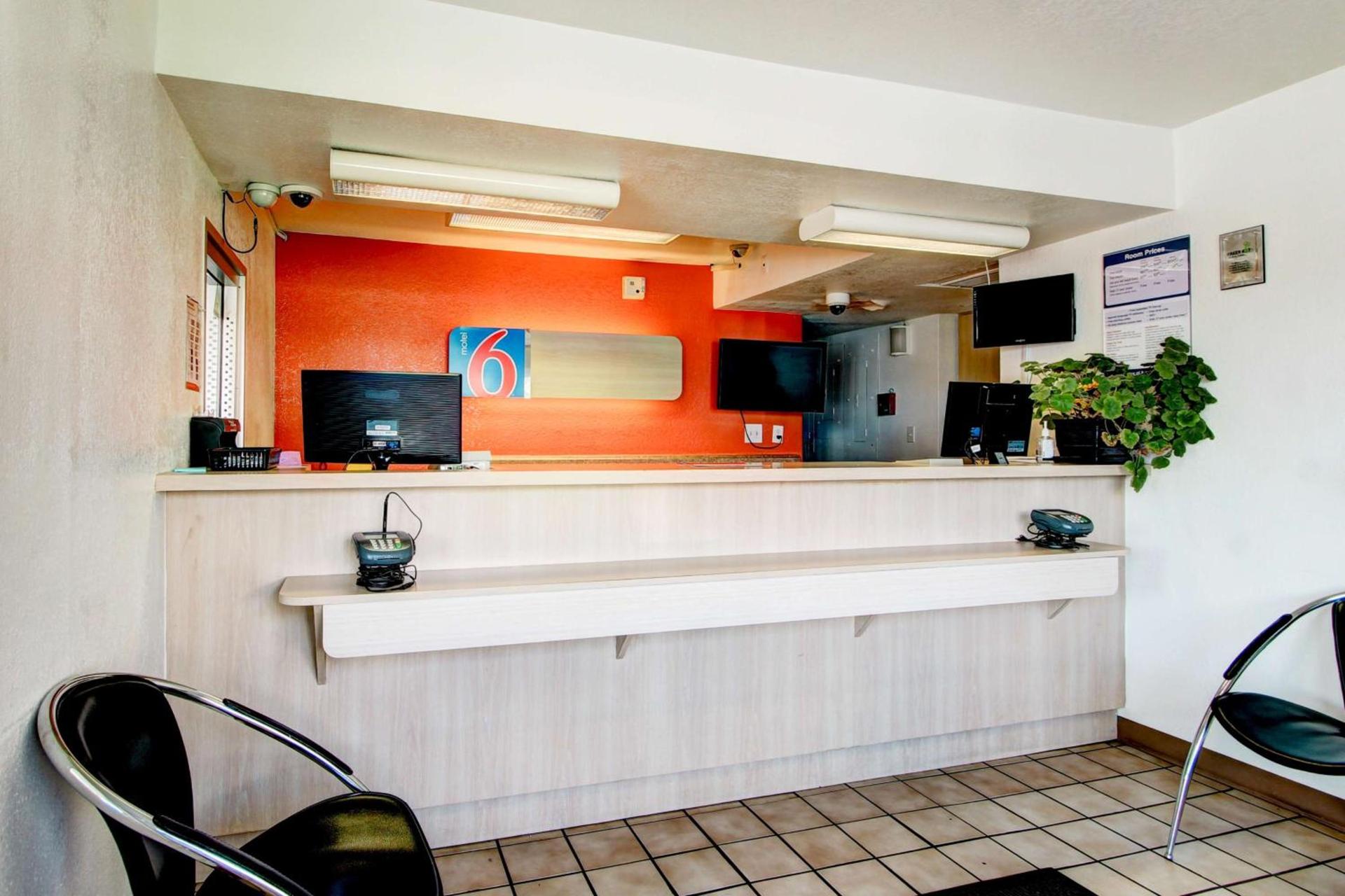 Motel 6-Denver, CO - Airport photo 12