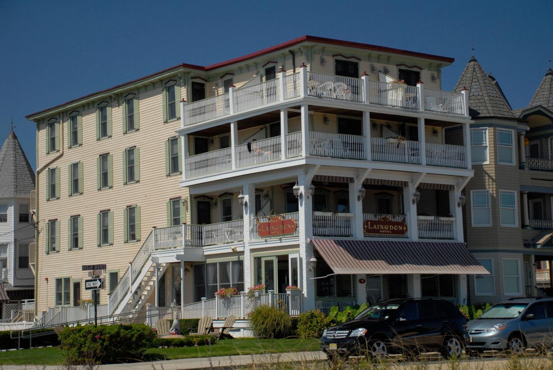 Laingdon Hotel photo 42