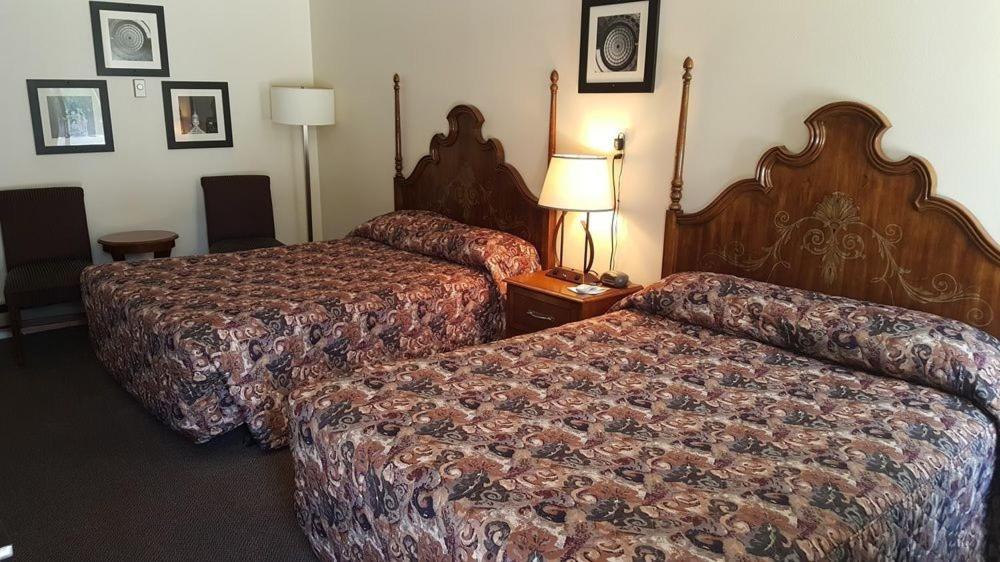 Amber Inn Motel photo 3