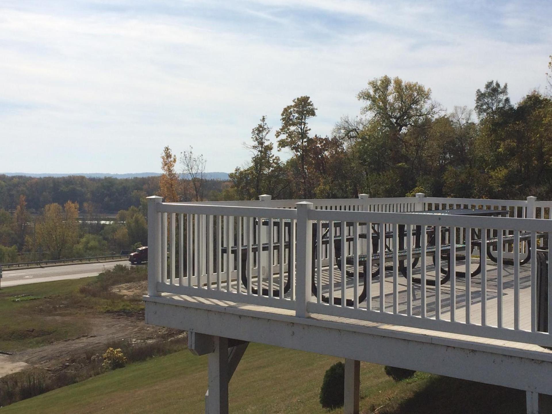 Savanna Inn & Suites photo 7