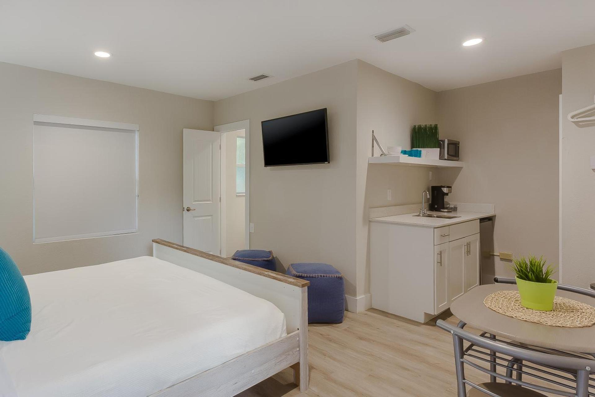 Drift Hotel photo 8