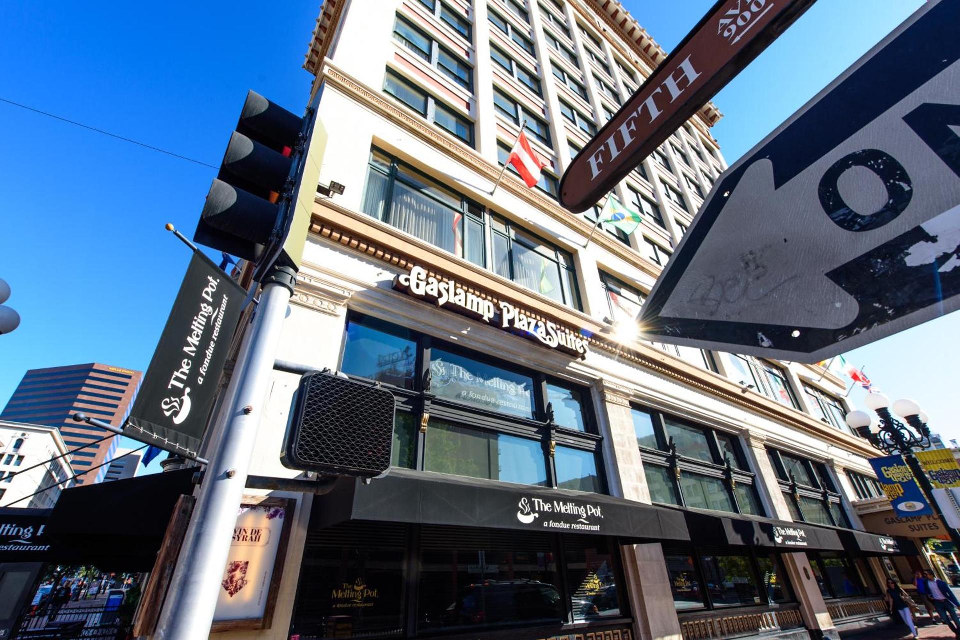 Gaslamp Plaza Suites photo 43