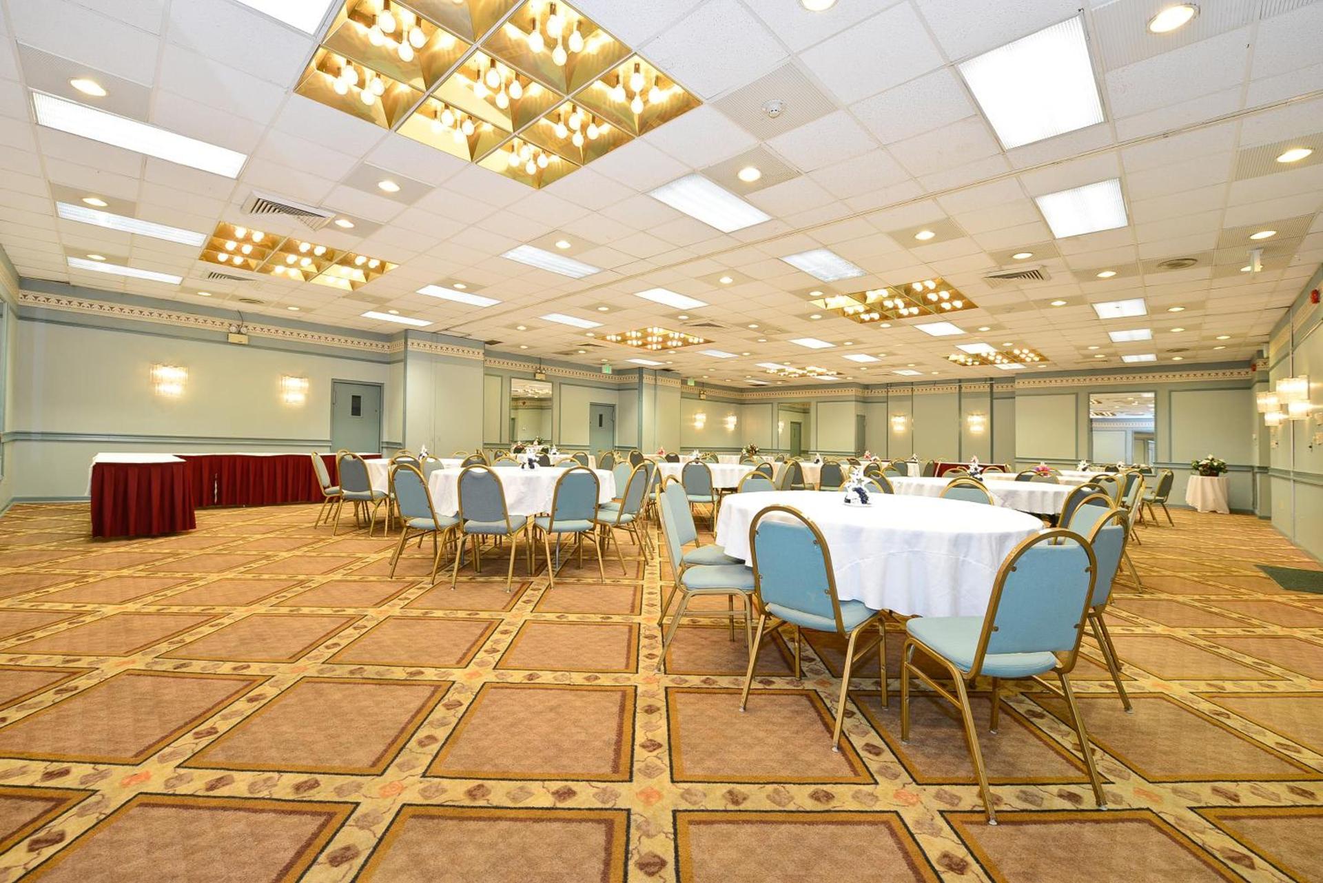 Americas Best Value Inn - Baltimore photo 16