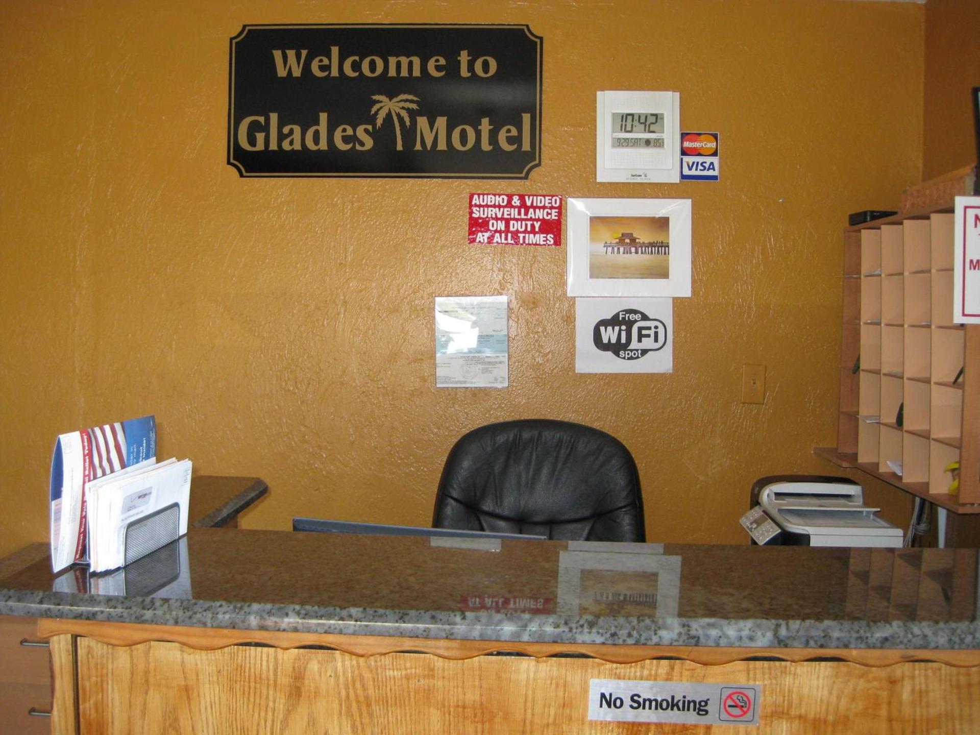 Glades Motel - Naples photo 48